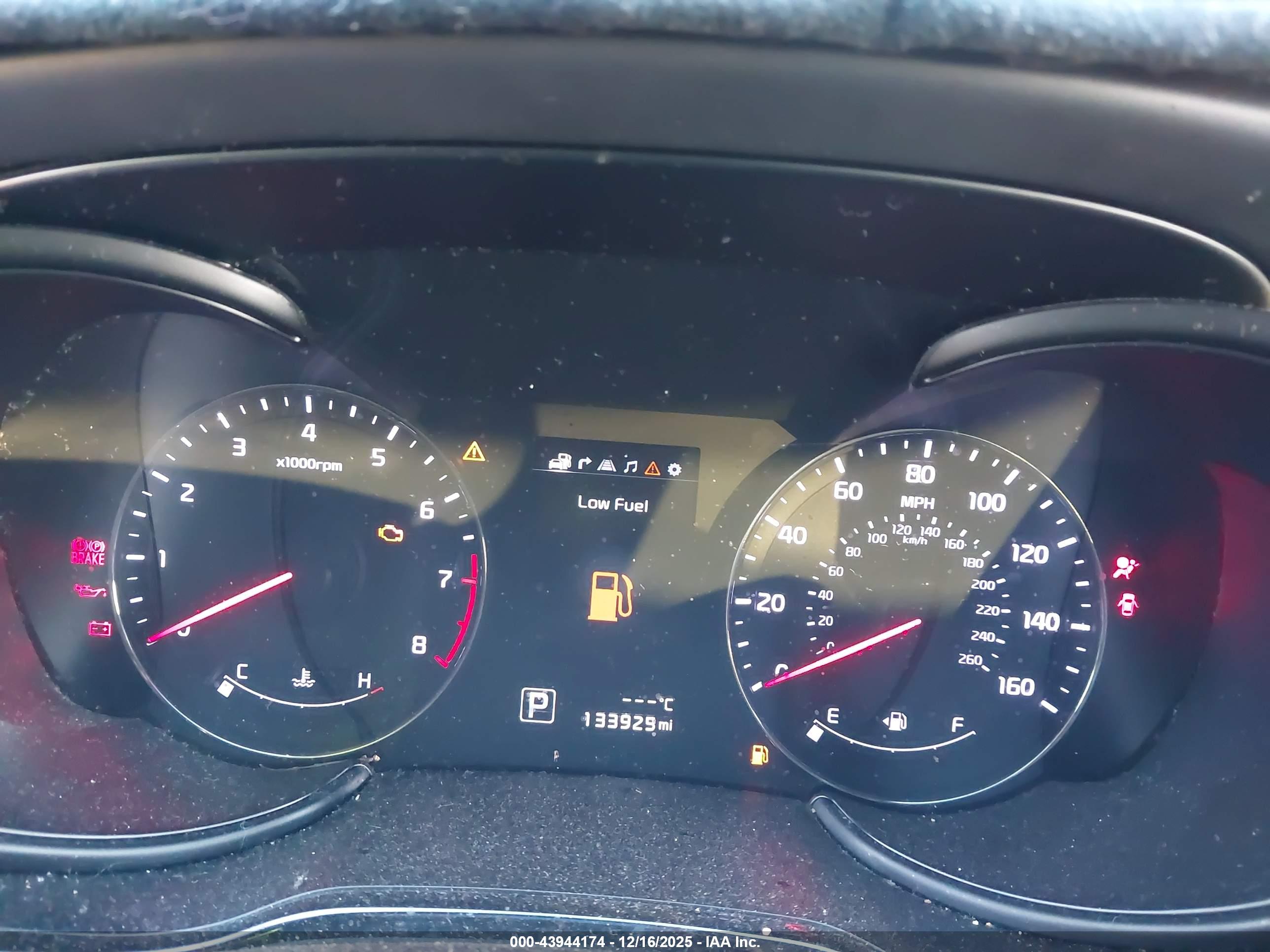 KIA K900 image 7