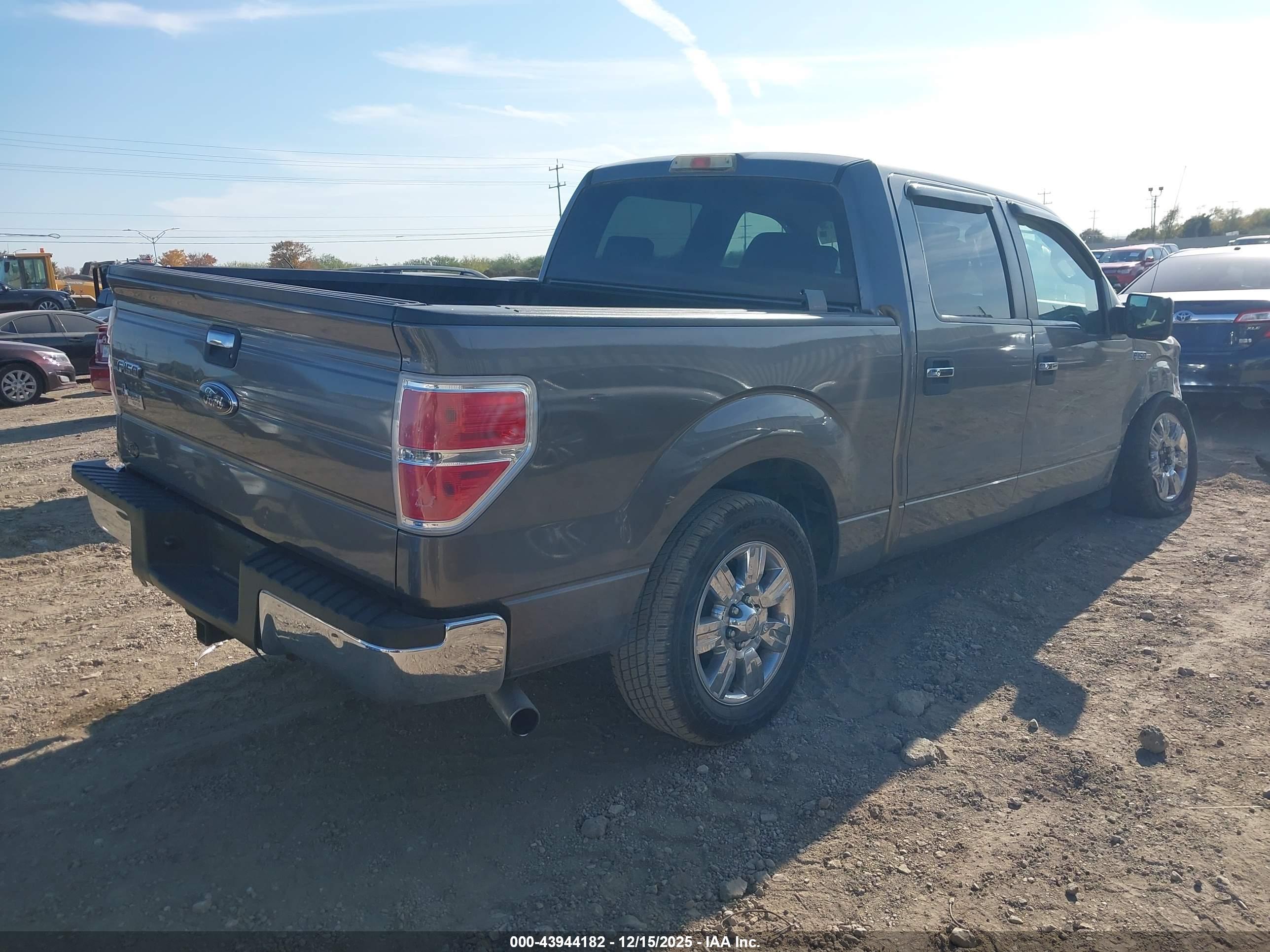FORD F-150 image 4