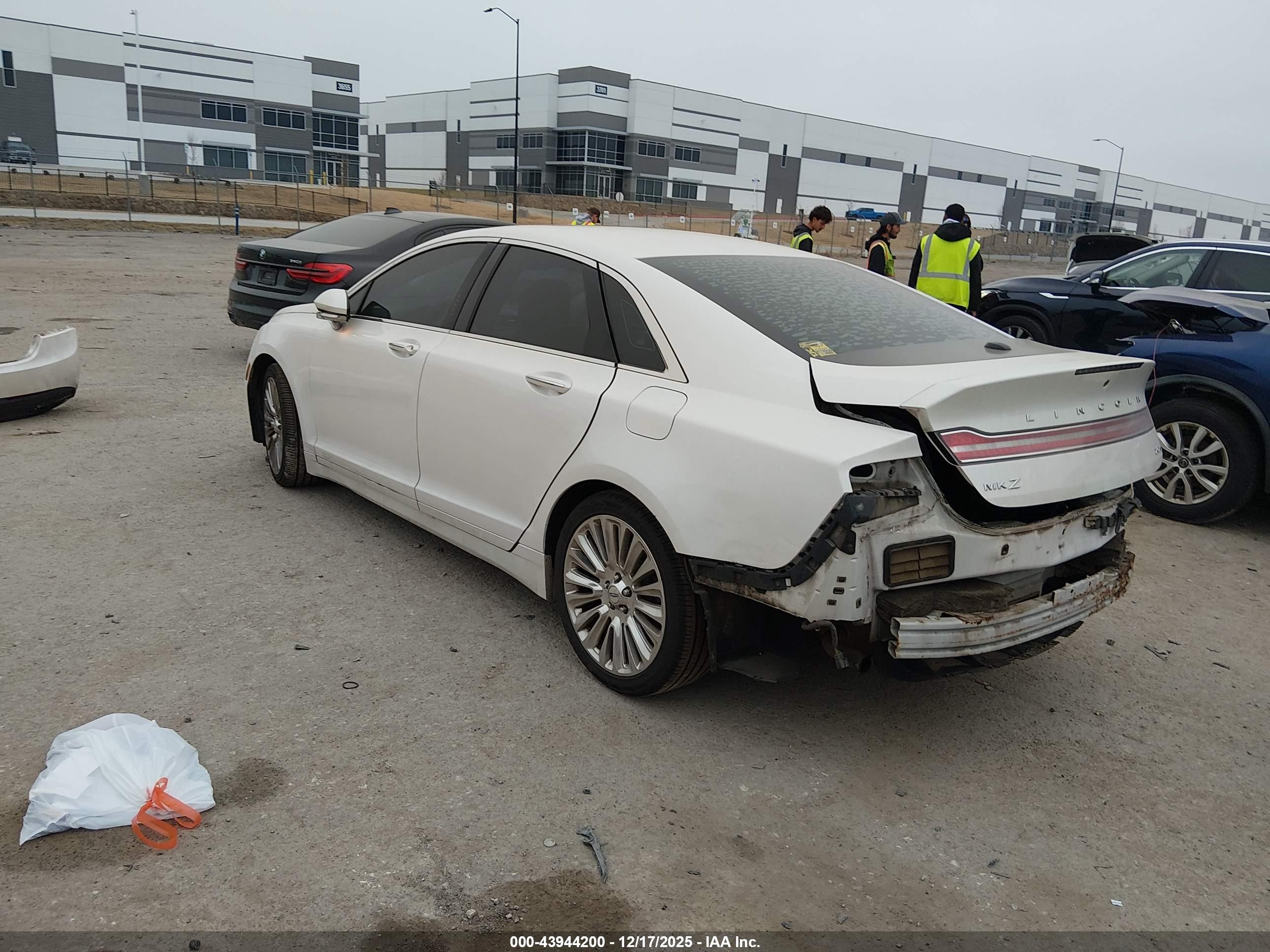 LINCOLN MKZ image 3