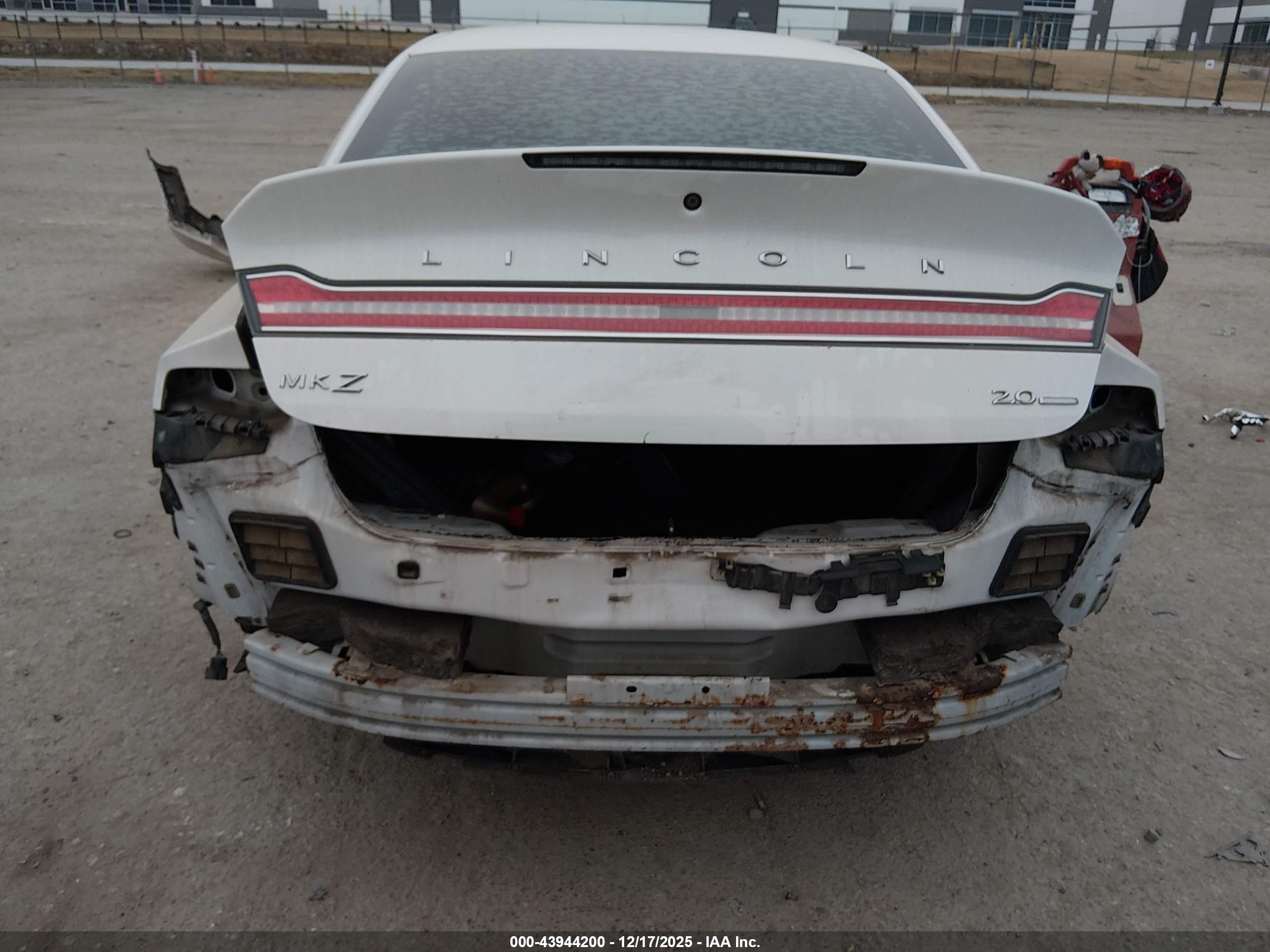 LINCOLN MKZ image 6