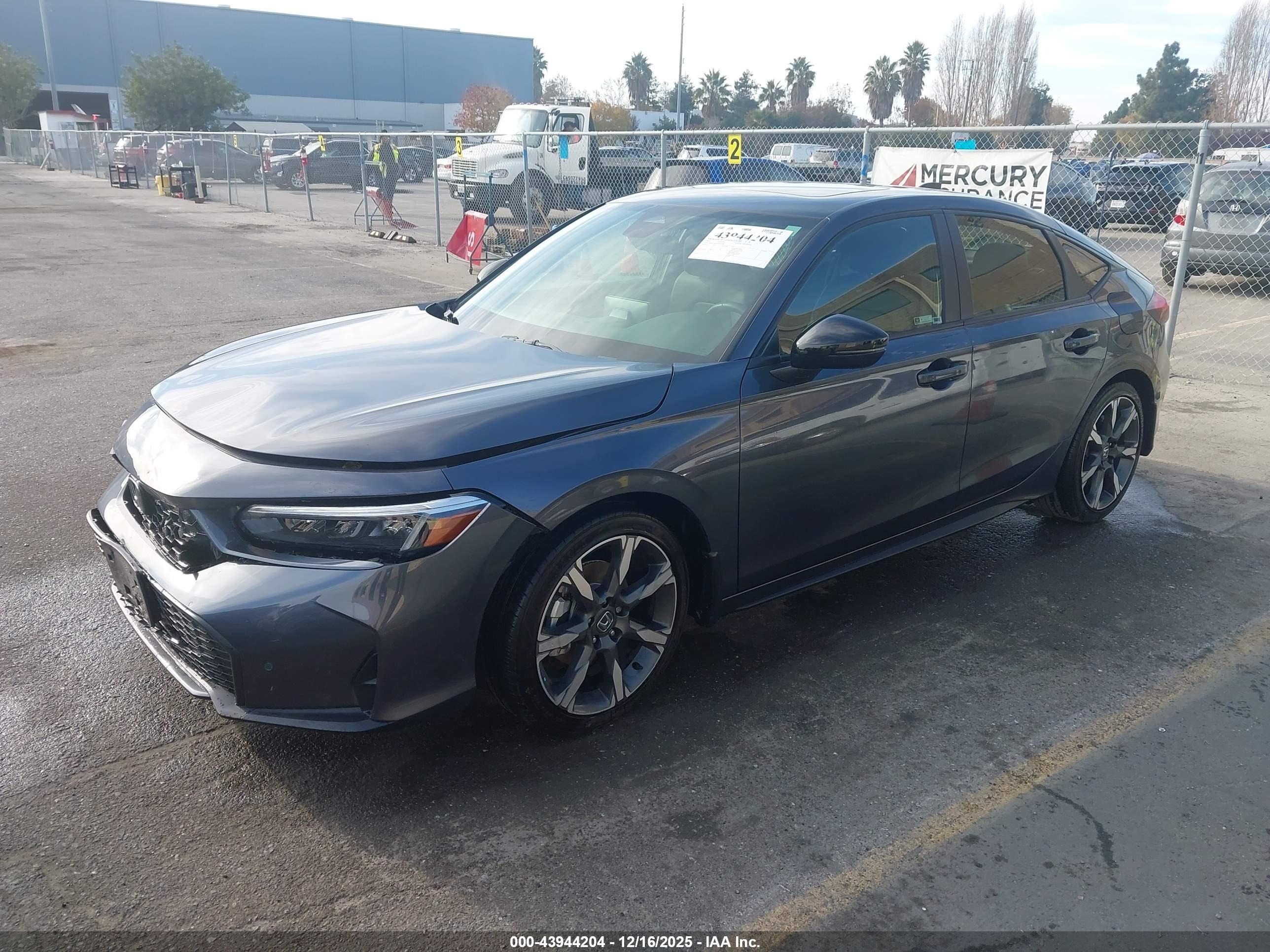 HONDA CIVIC image 2