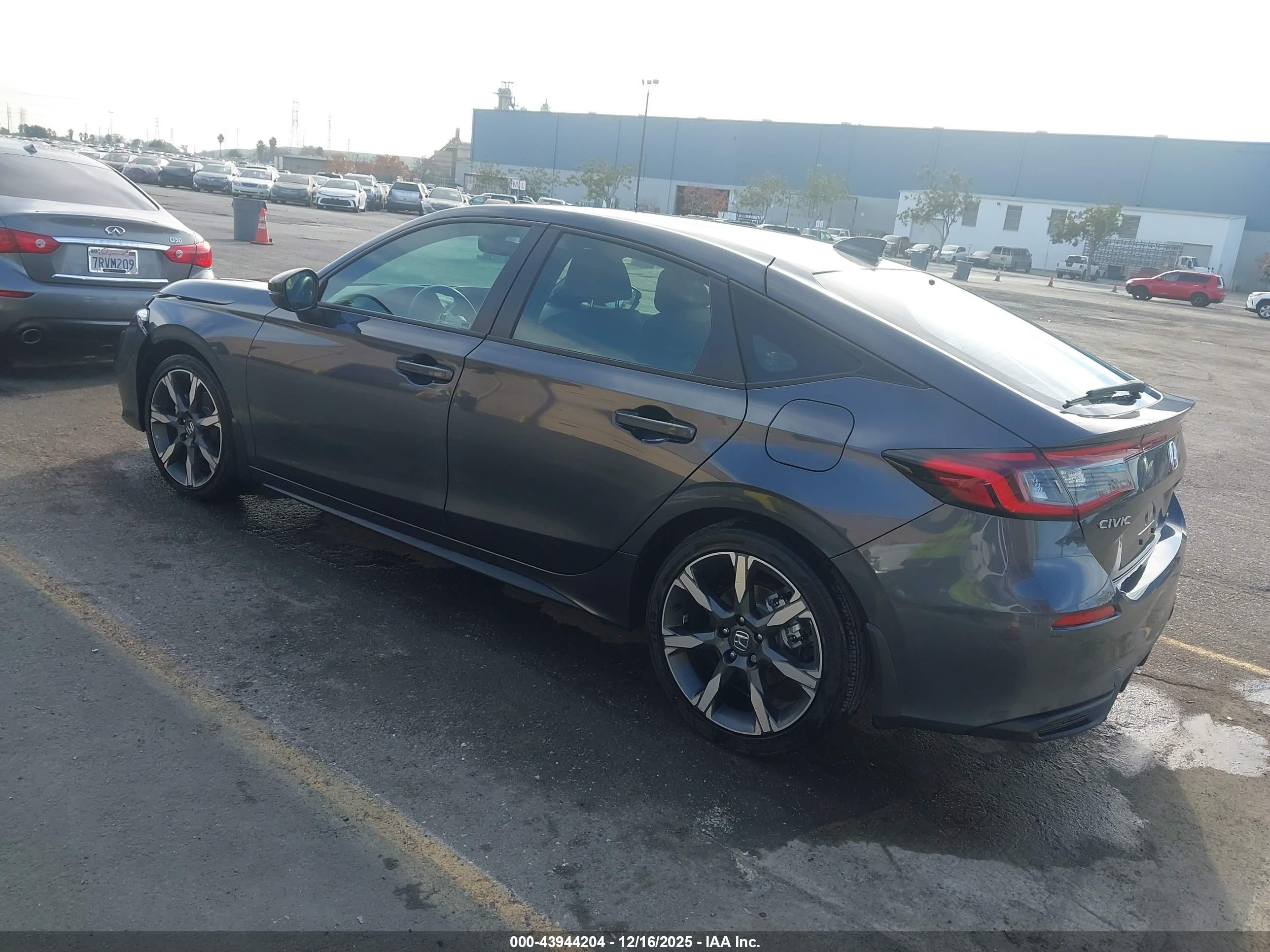 HONDA CIVIC image 3