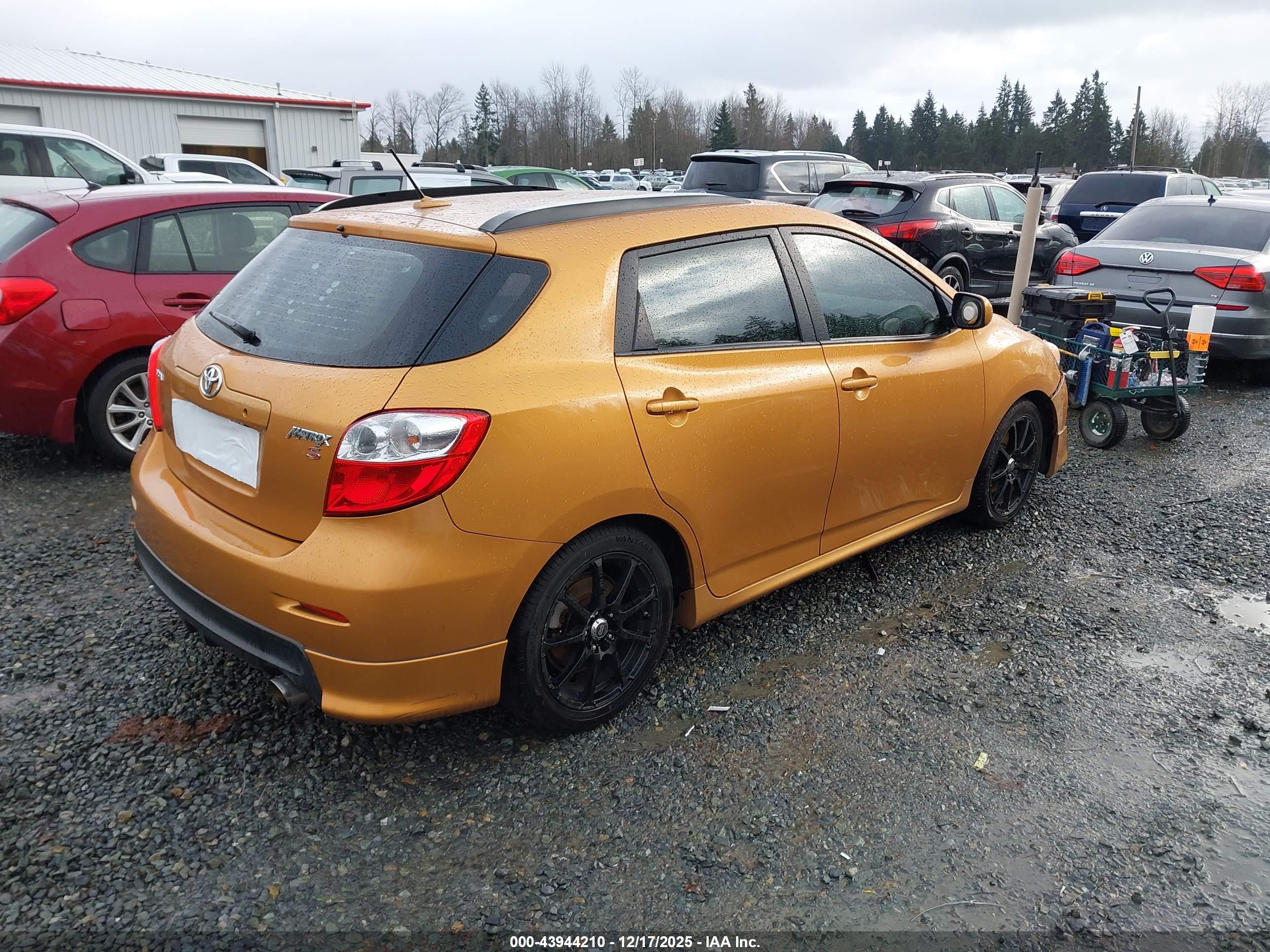 TOYOTA MATRIX image 4