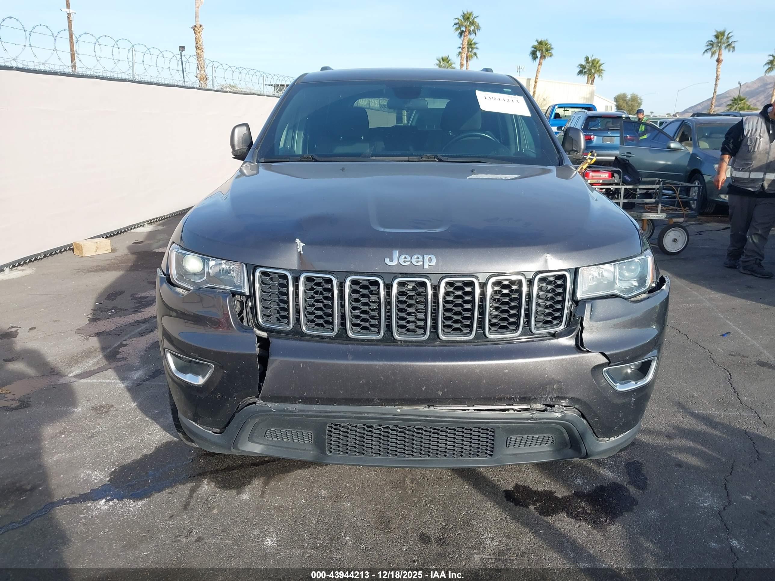 JEEP GRAND image 6