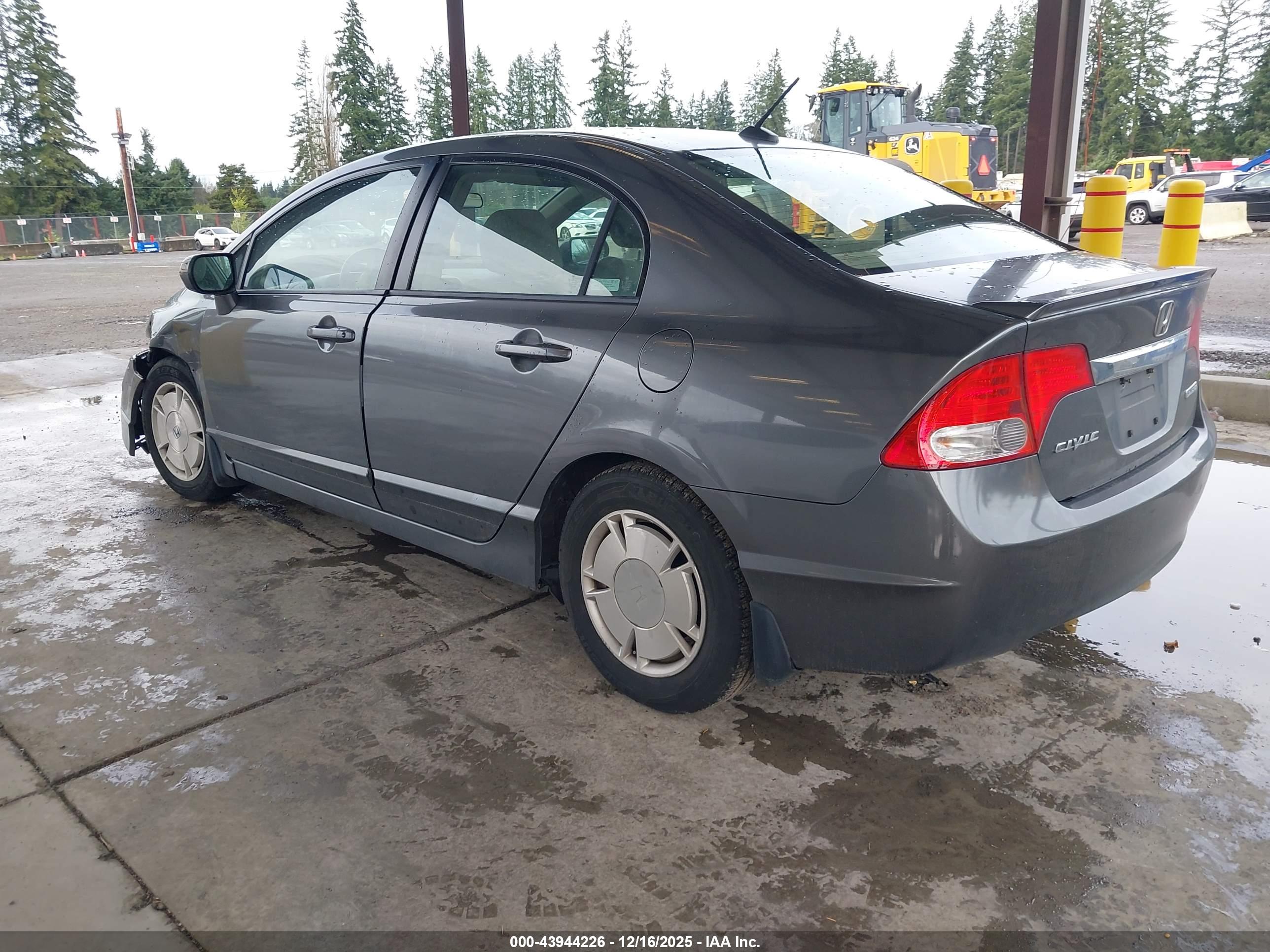 HONDA CIVIC image 3