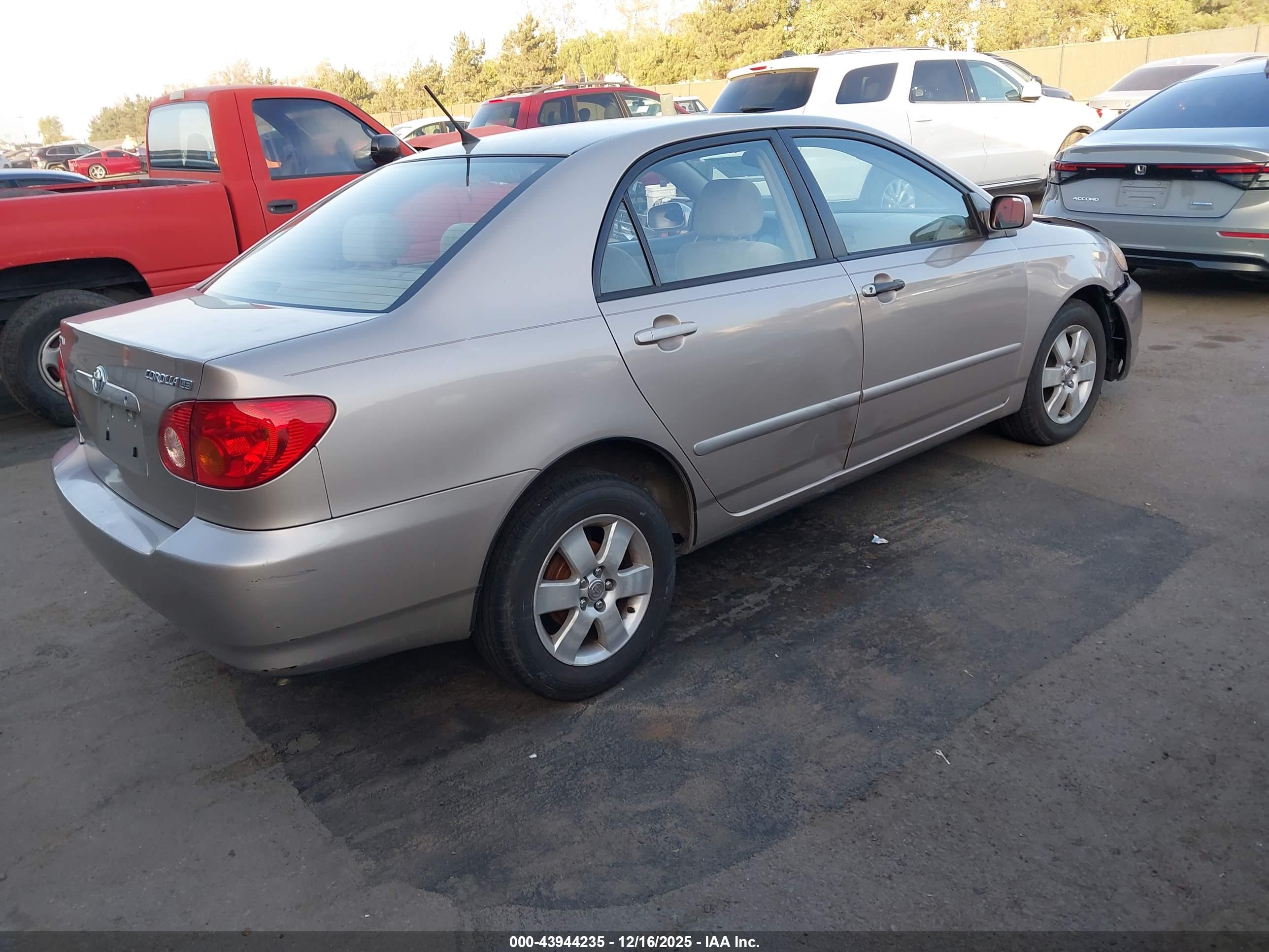 TOYOTA COROLLA image 4