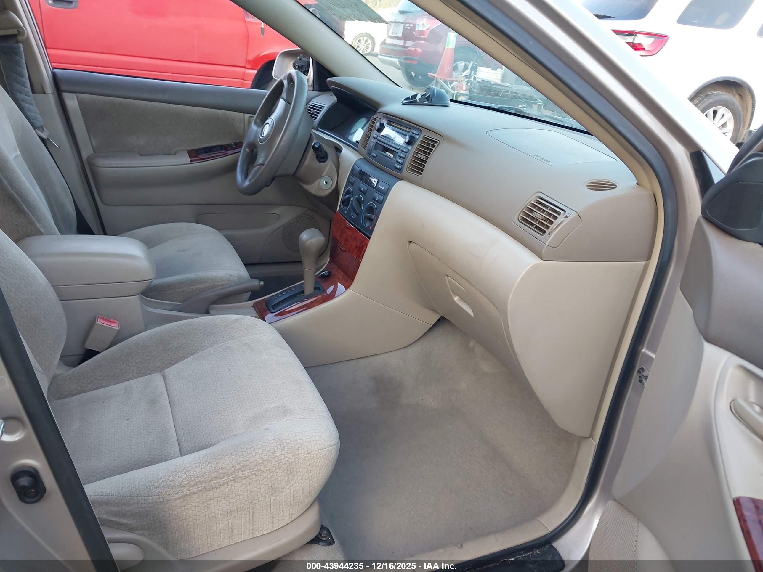 TOYOTA COROLLA image 5