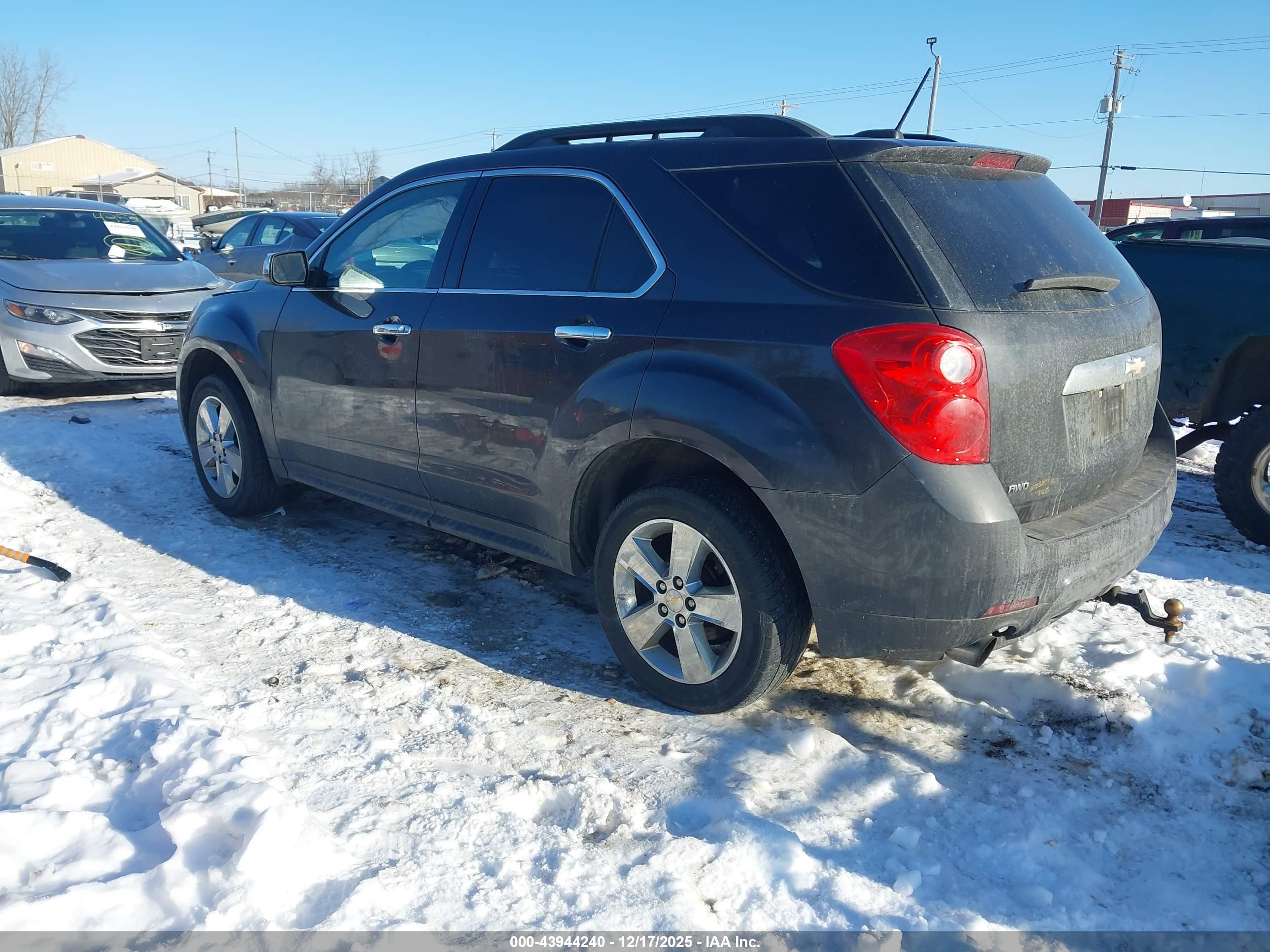 CHEVROLET EQUINOX image 3