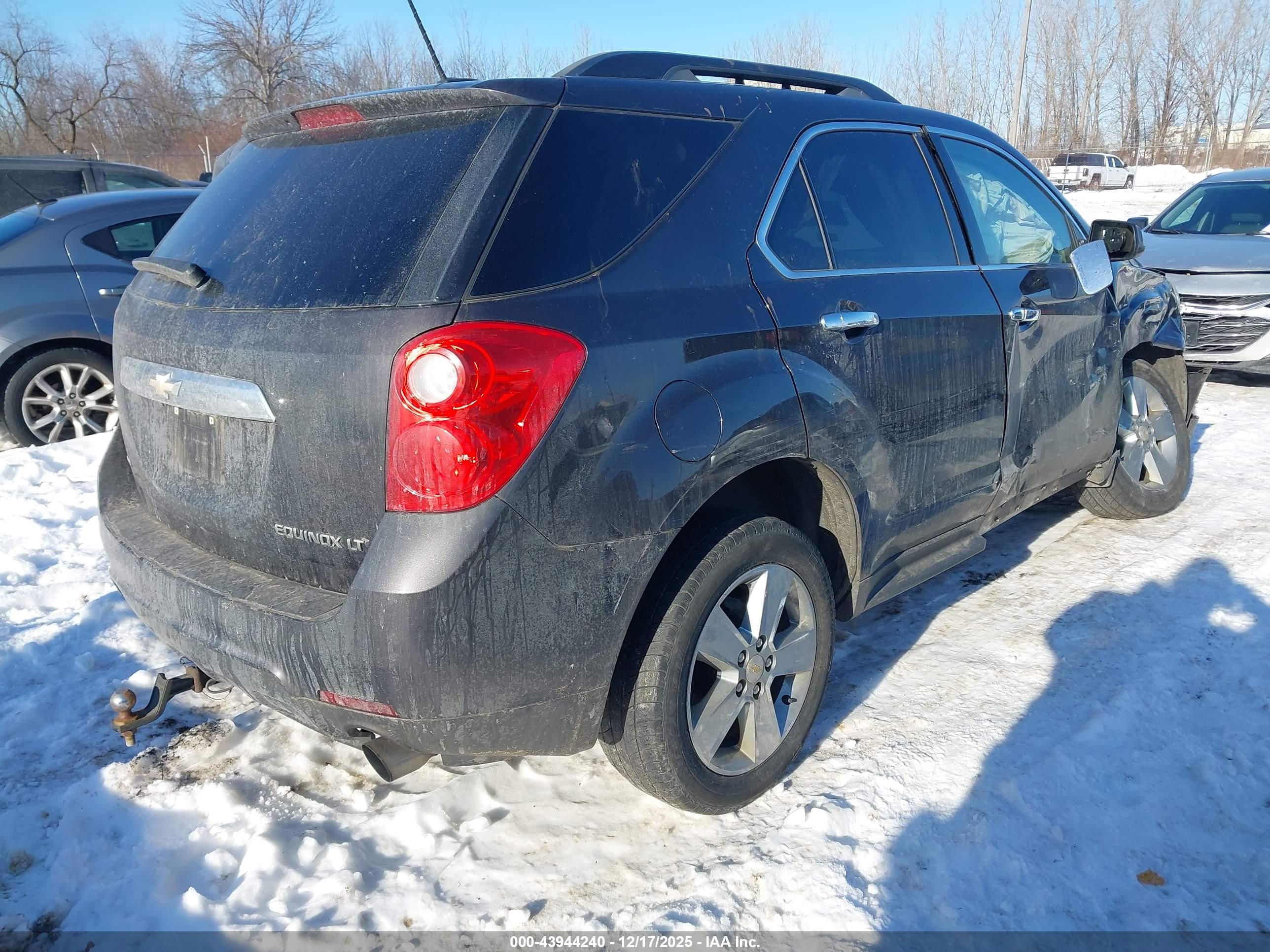 CHEVROLET EQUINOX image 4