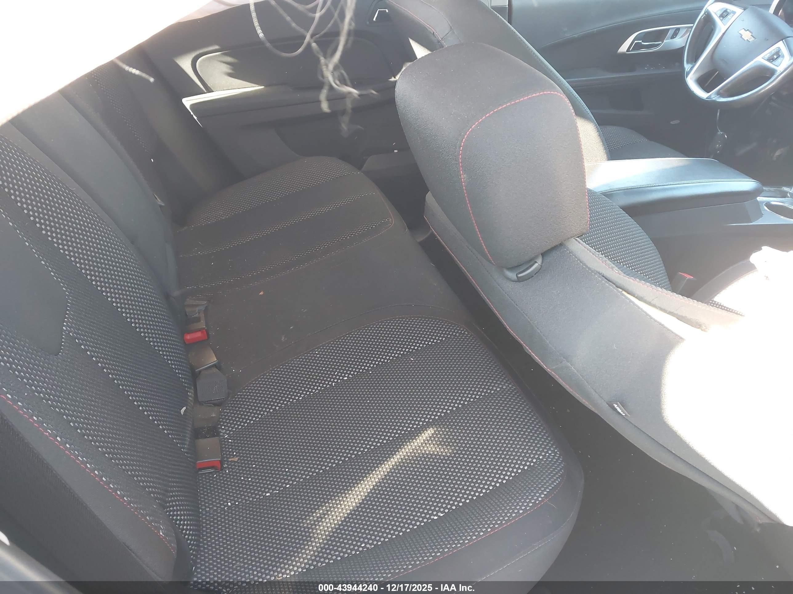 CHEVROLET EQUINOX image 8