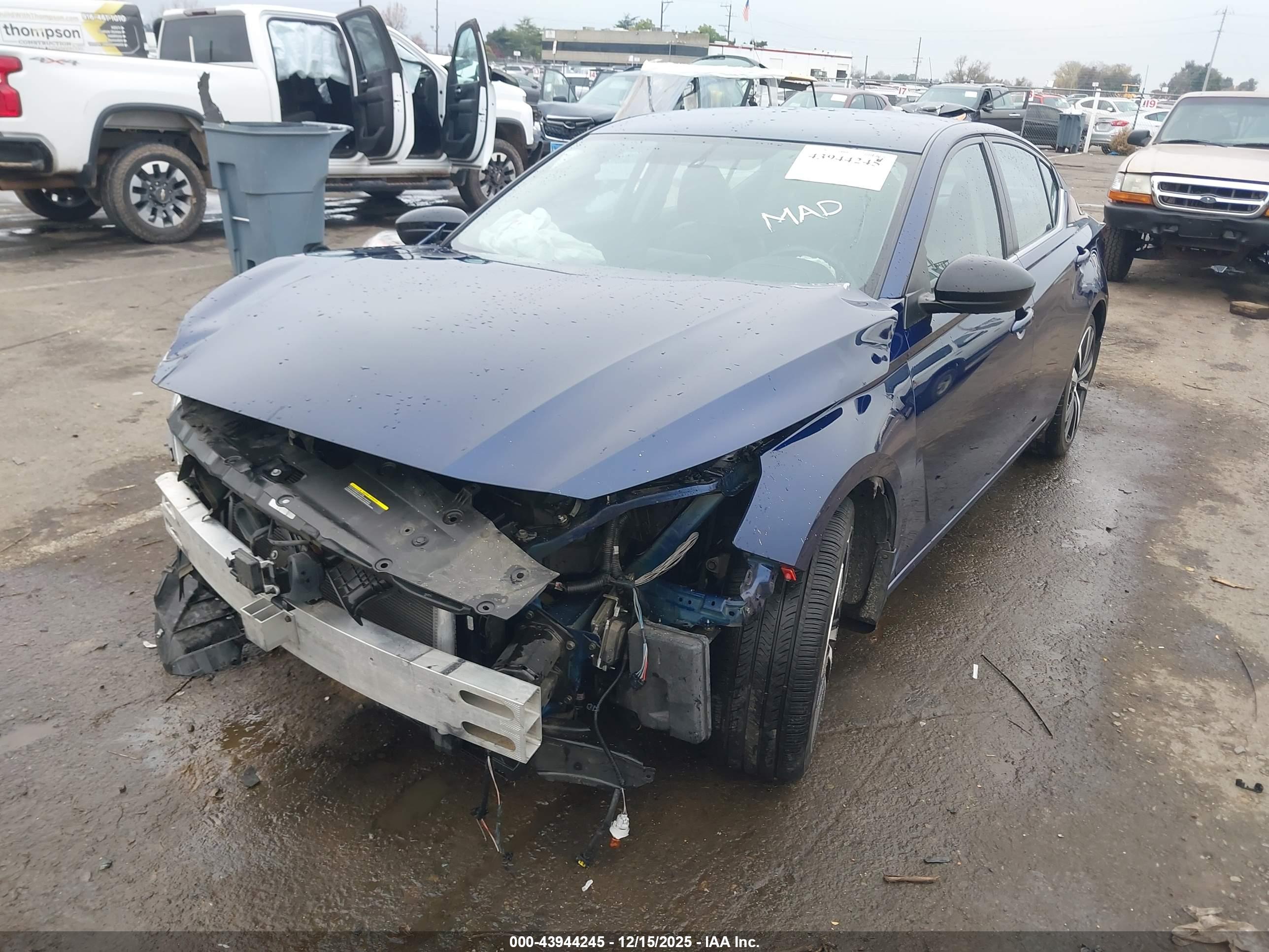 NISSAN ALTIMA image 2