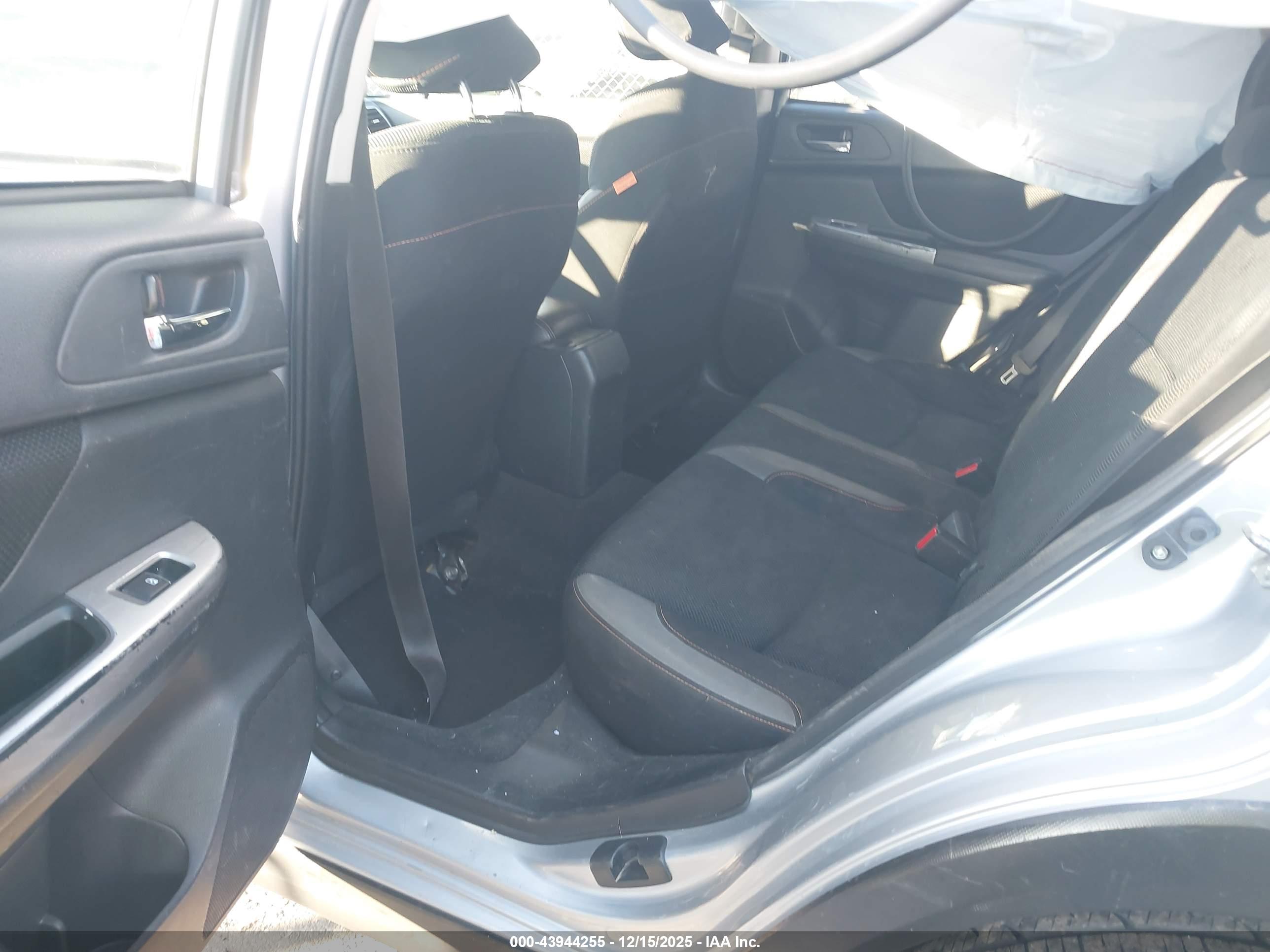 SUBARU CROSSTREK image 8
