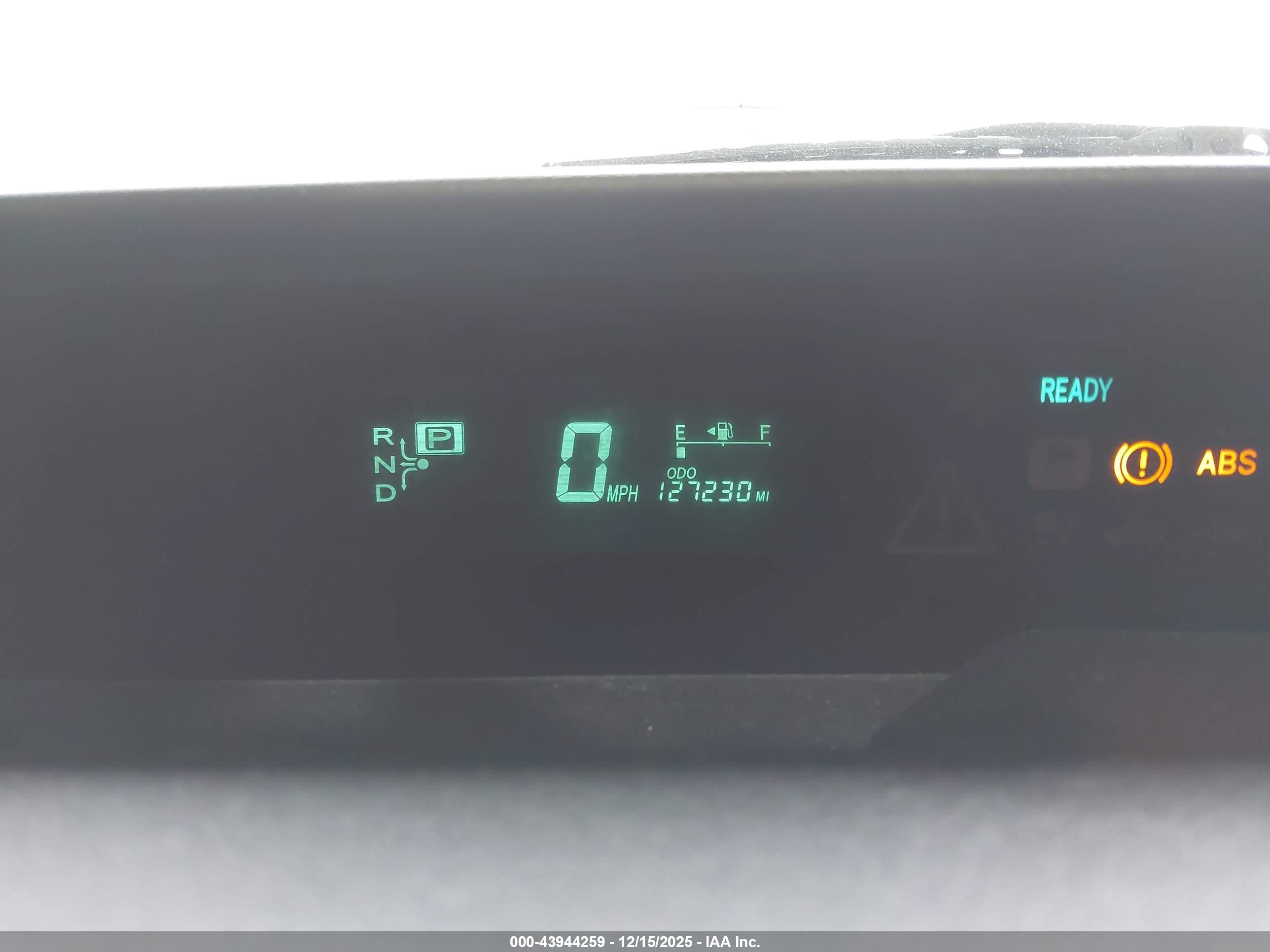 TOYOTA PRIUS image 7