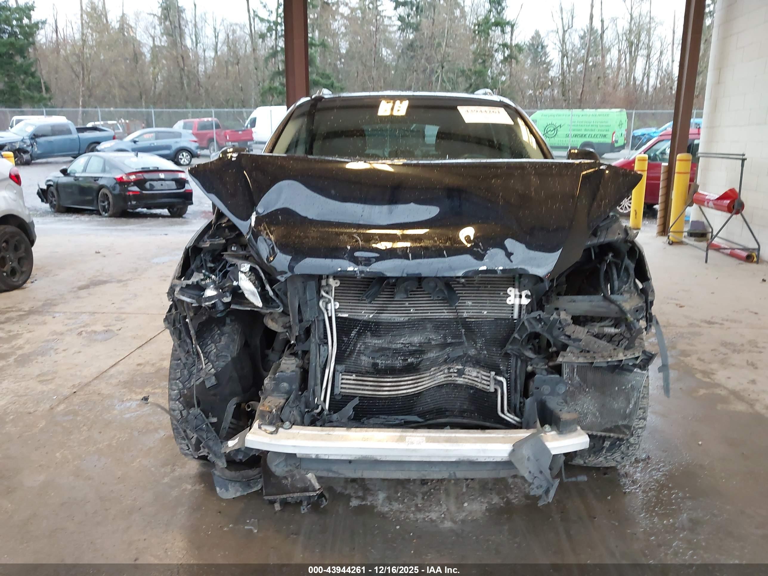 AUDI Q7 image 6