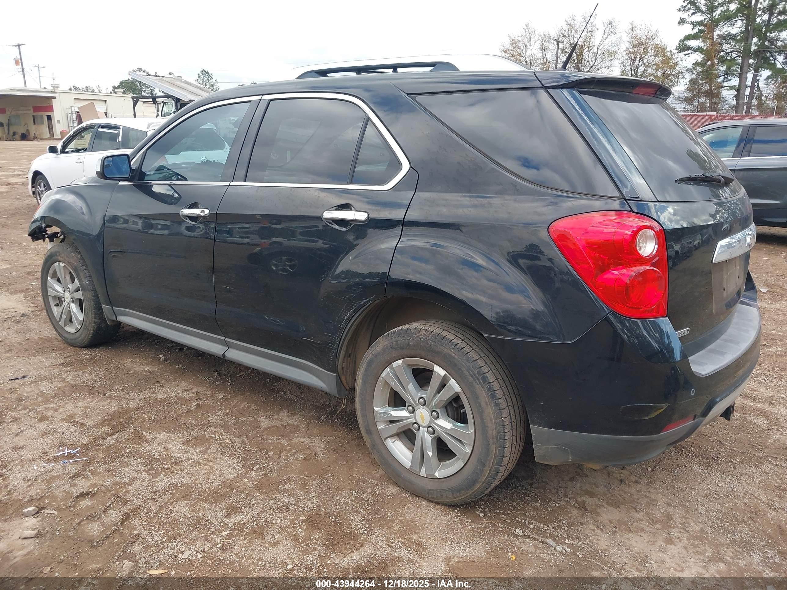 CHEVROLET EQUINOX image 3