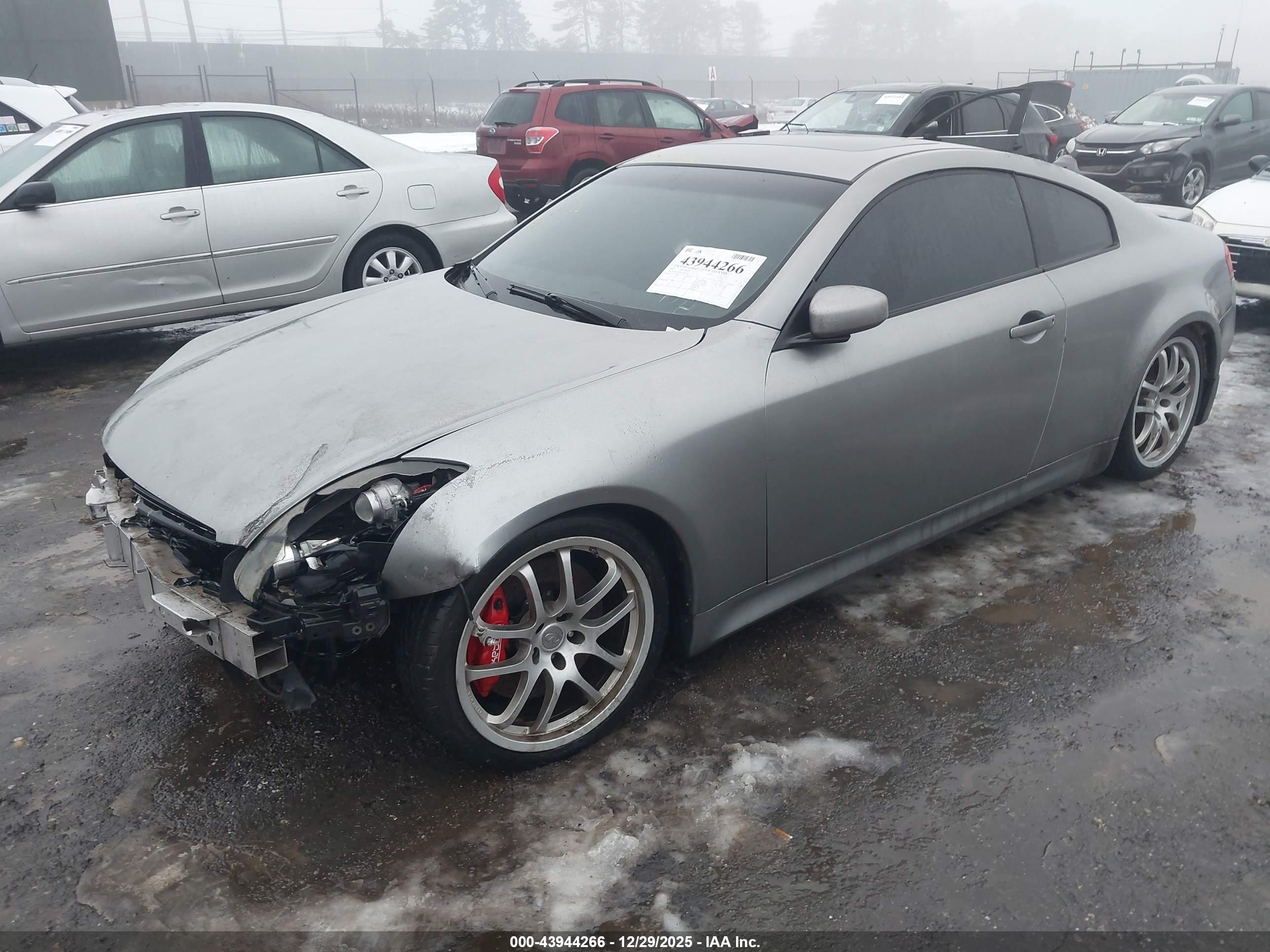 INFINITI G35 image 2