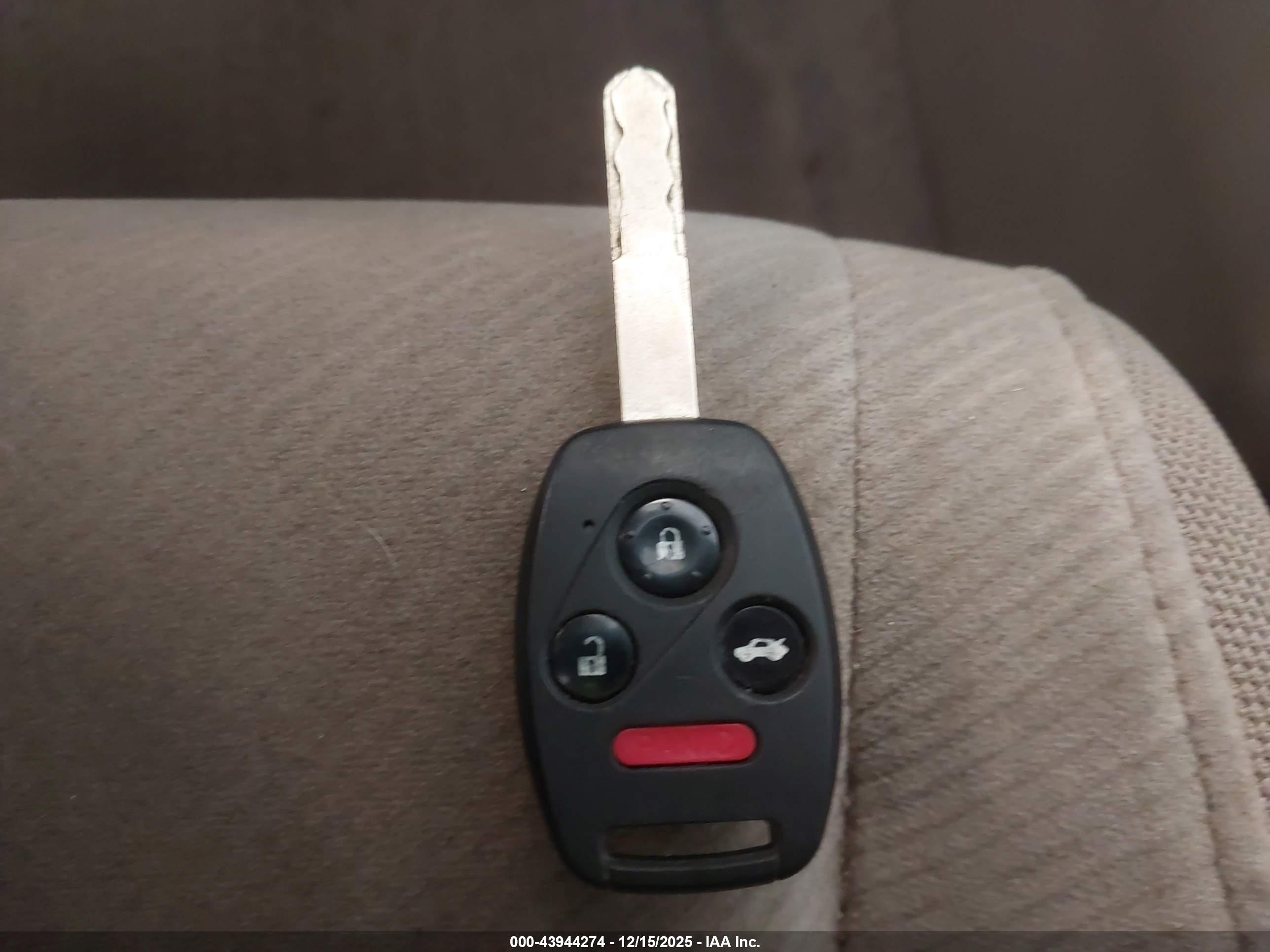 HONDA CIVIC image 11
