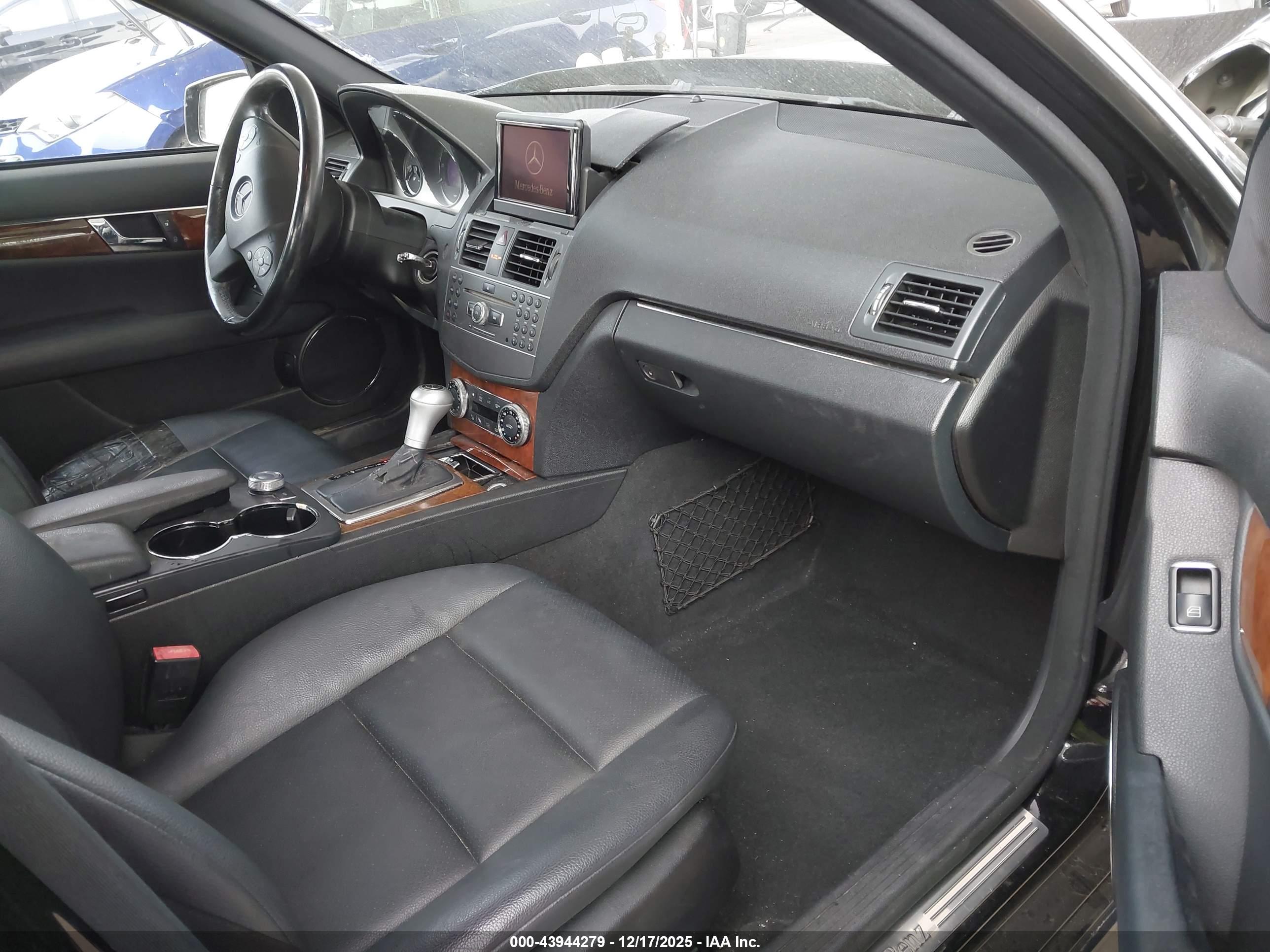 MERCEDES-BENZ C image 5