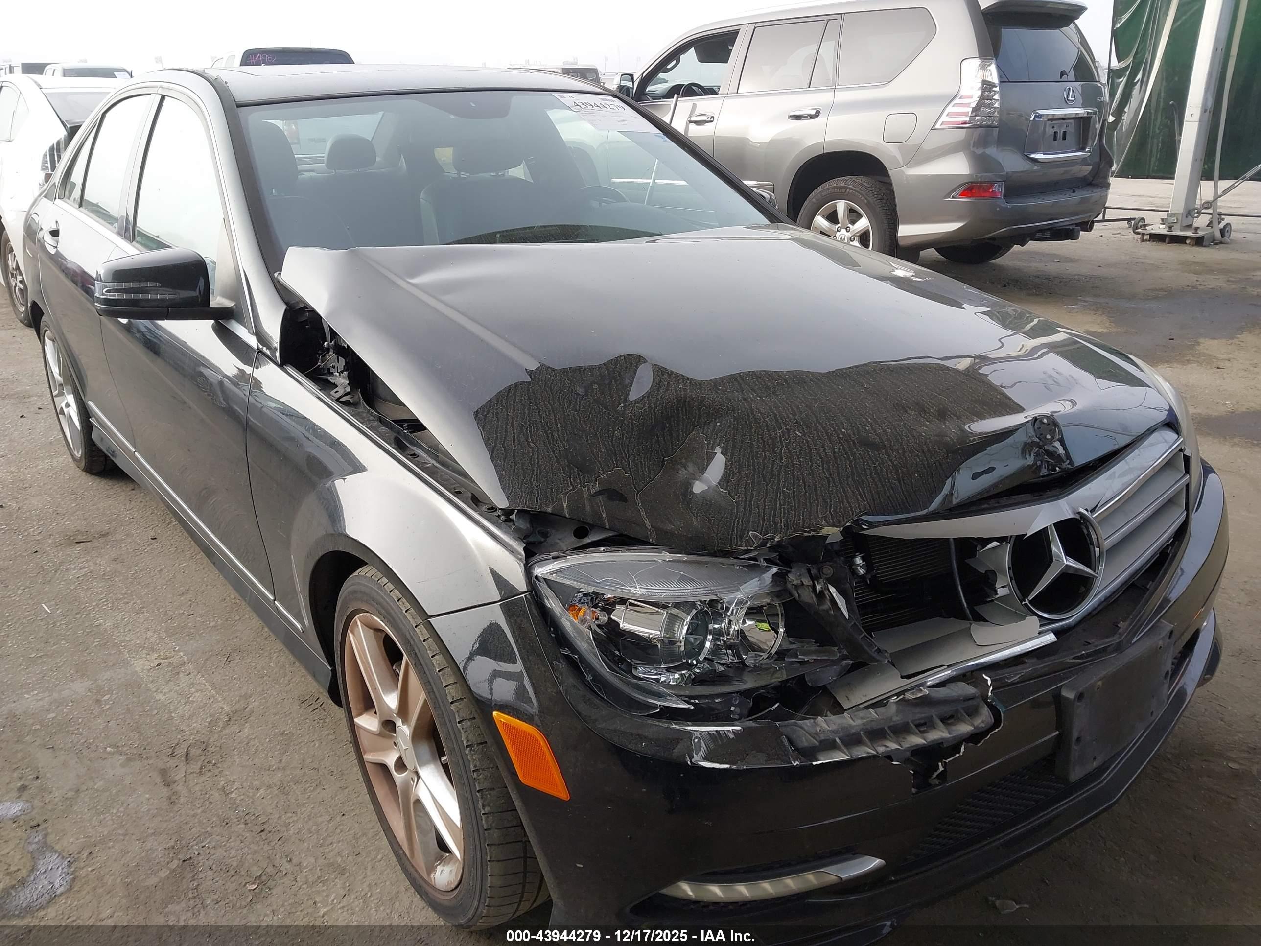 MERCEDES-BENZ C image 6