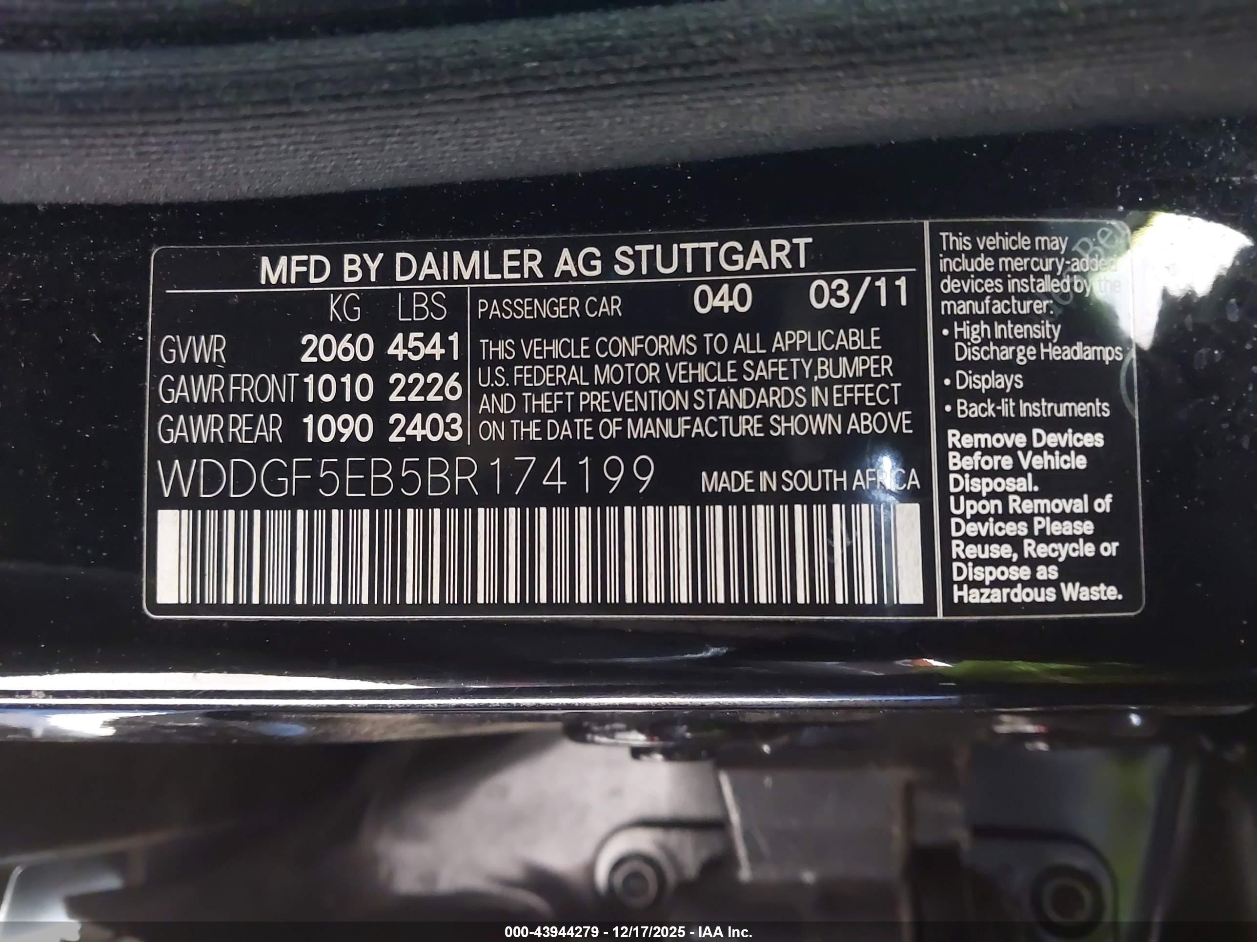 MERCEDES-BENZ C image 9