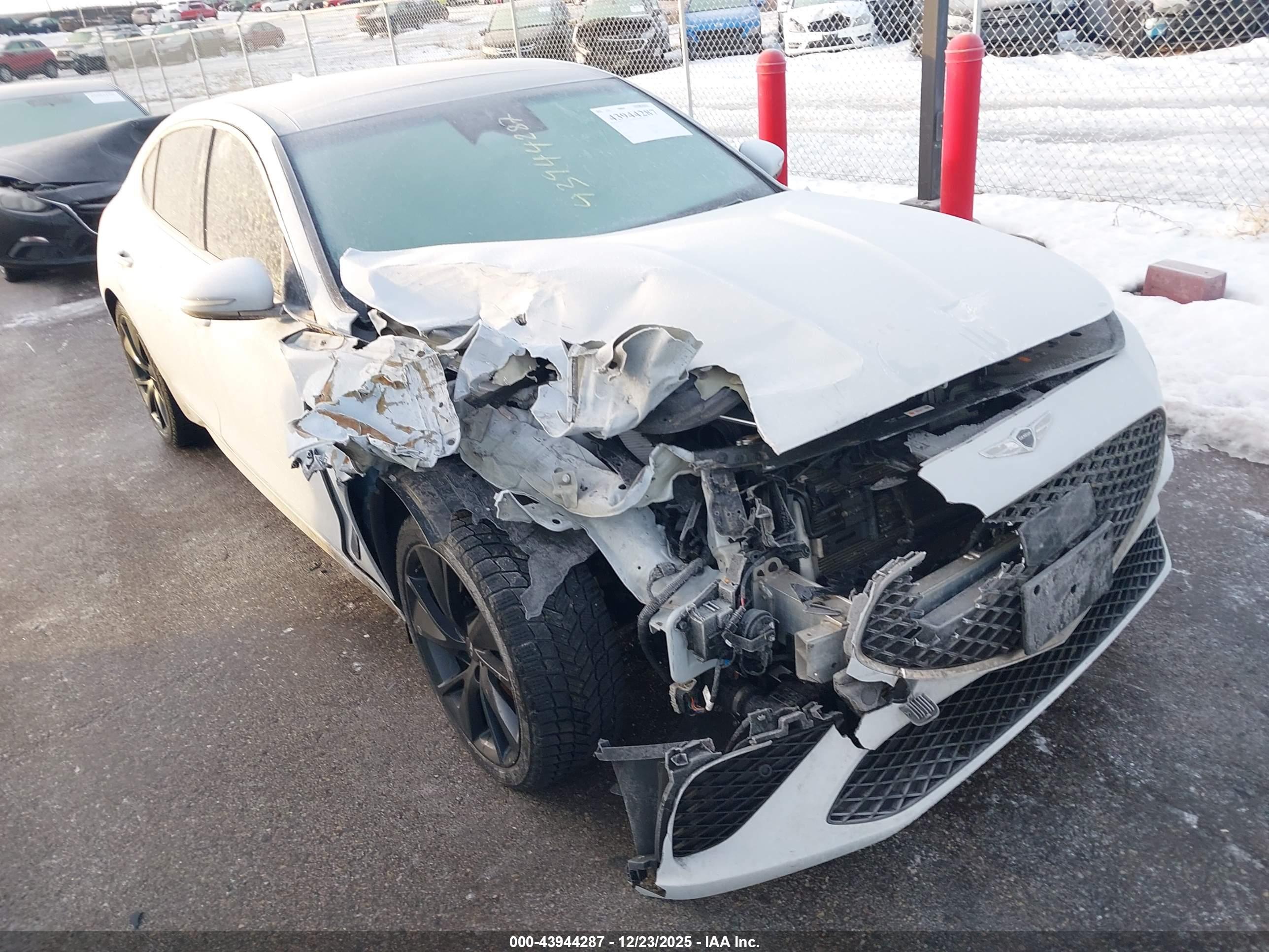 GENESIS G70 image 6