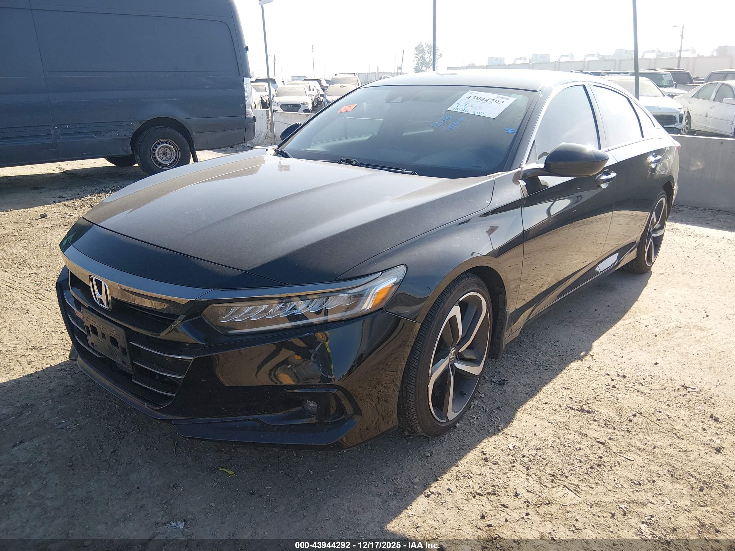 HONDA ACCORD image 2