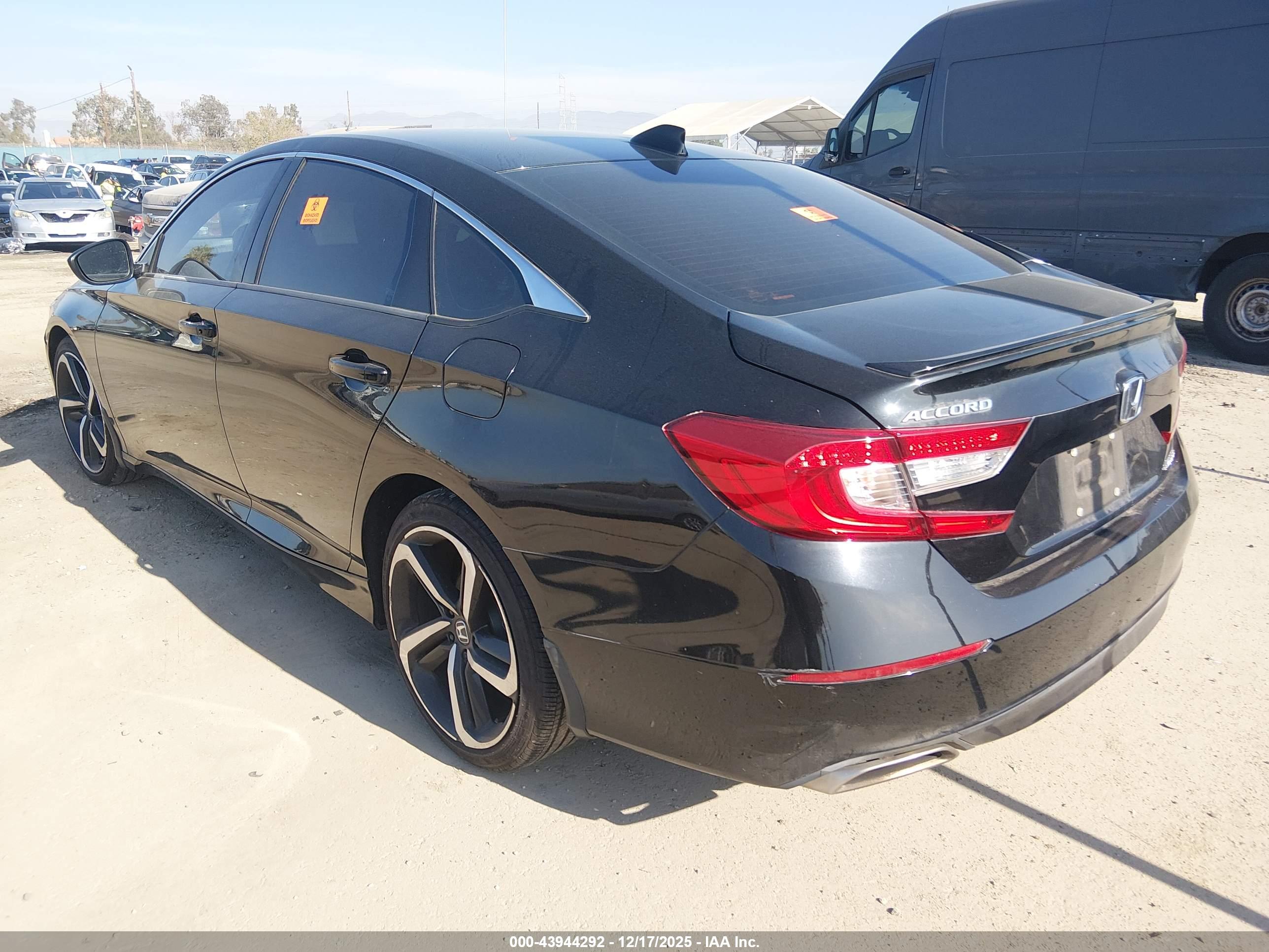 HONDA ACCORD image 3