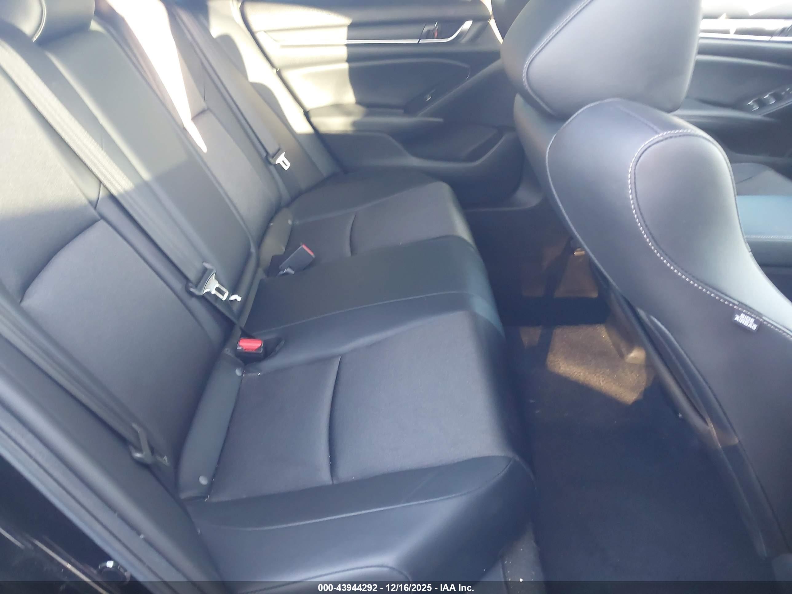 HONDA ACCORD image 8
