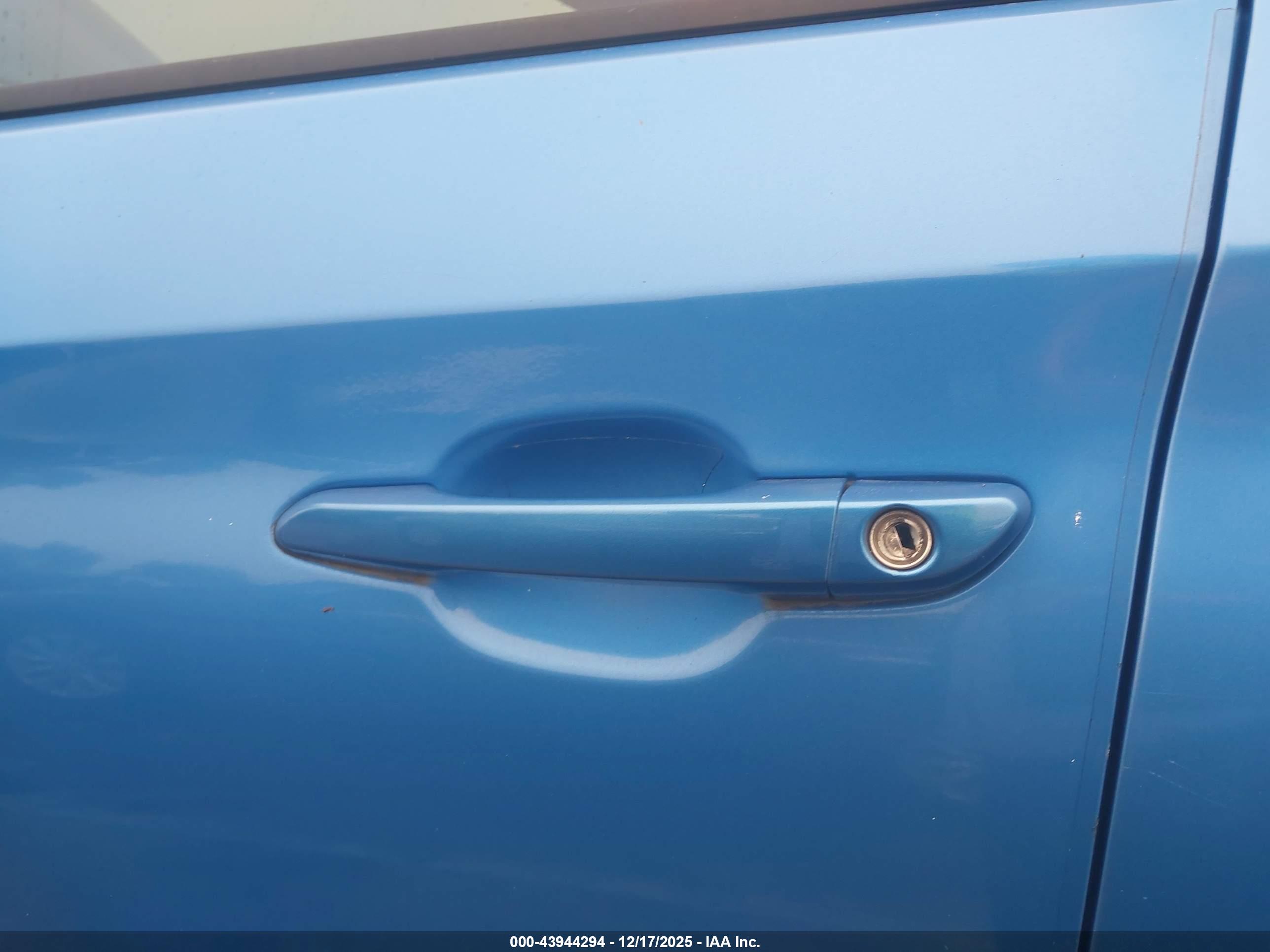 HYUNDAI TUCSON image 6