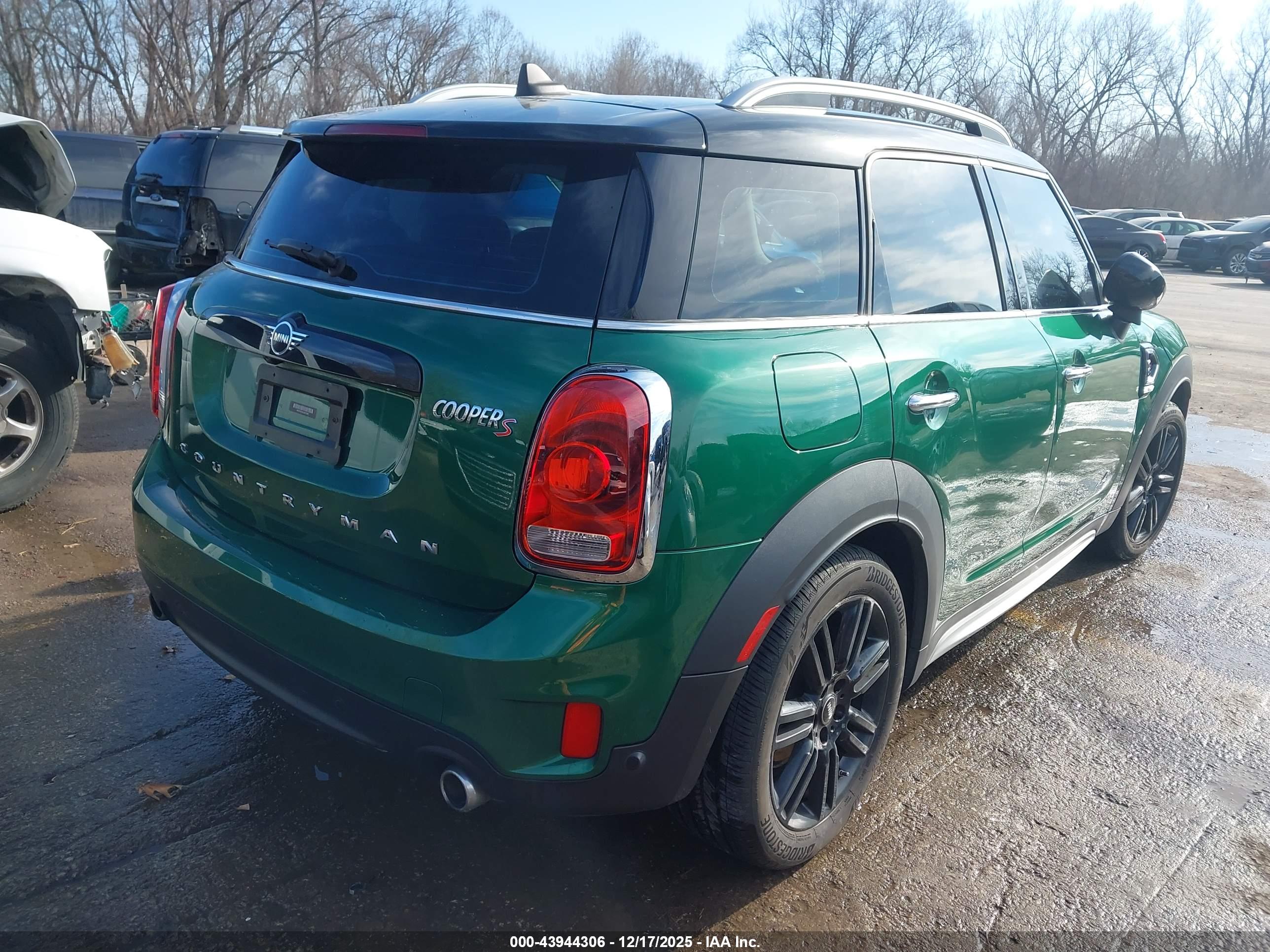 MINI COUNTRYMAN image 4