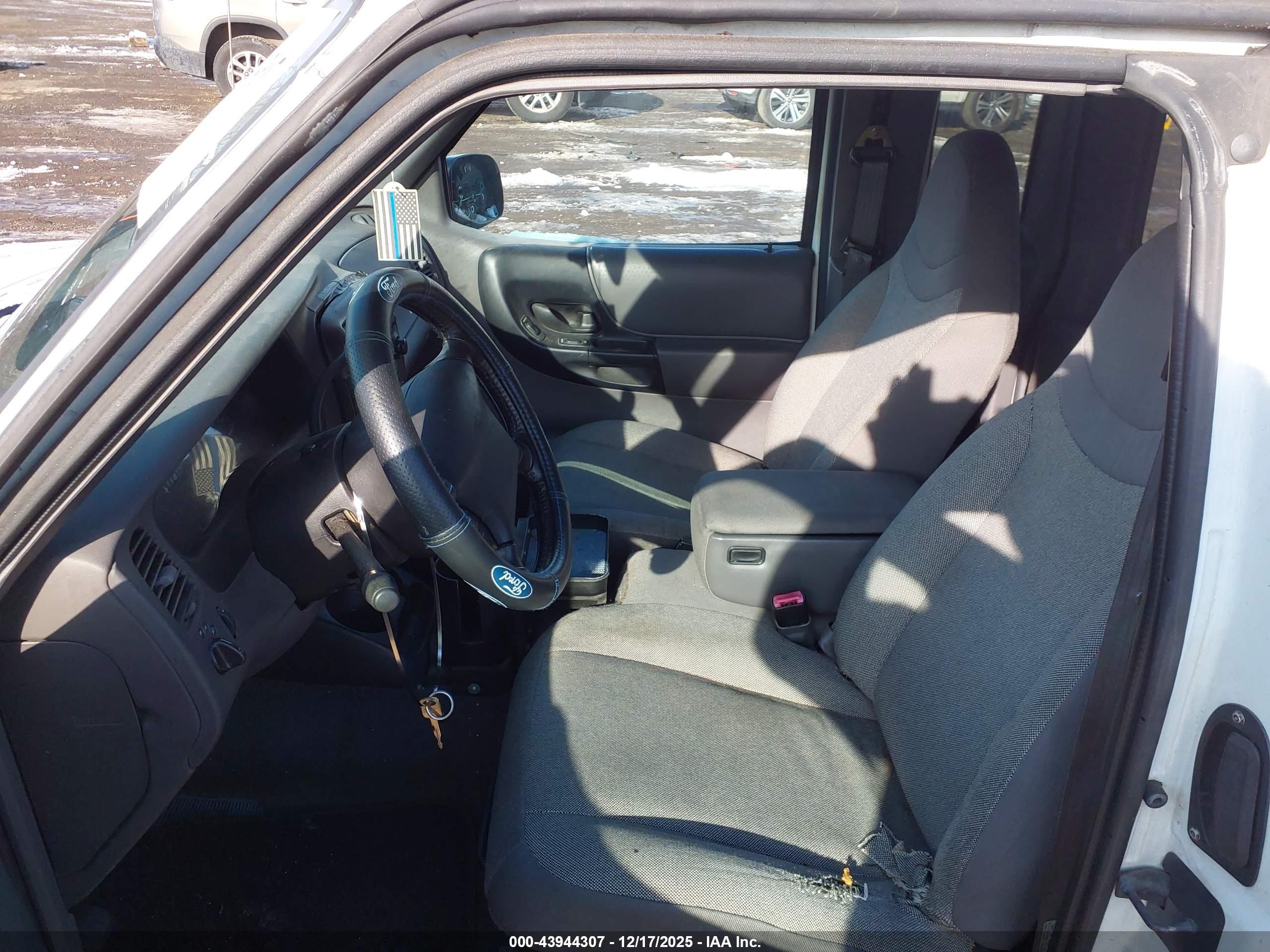FORD RANGER image 5