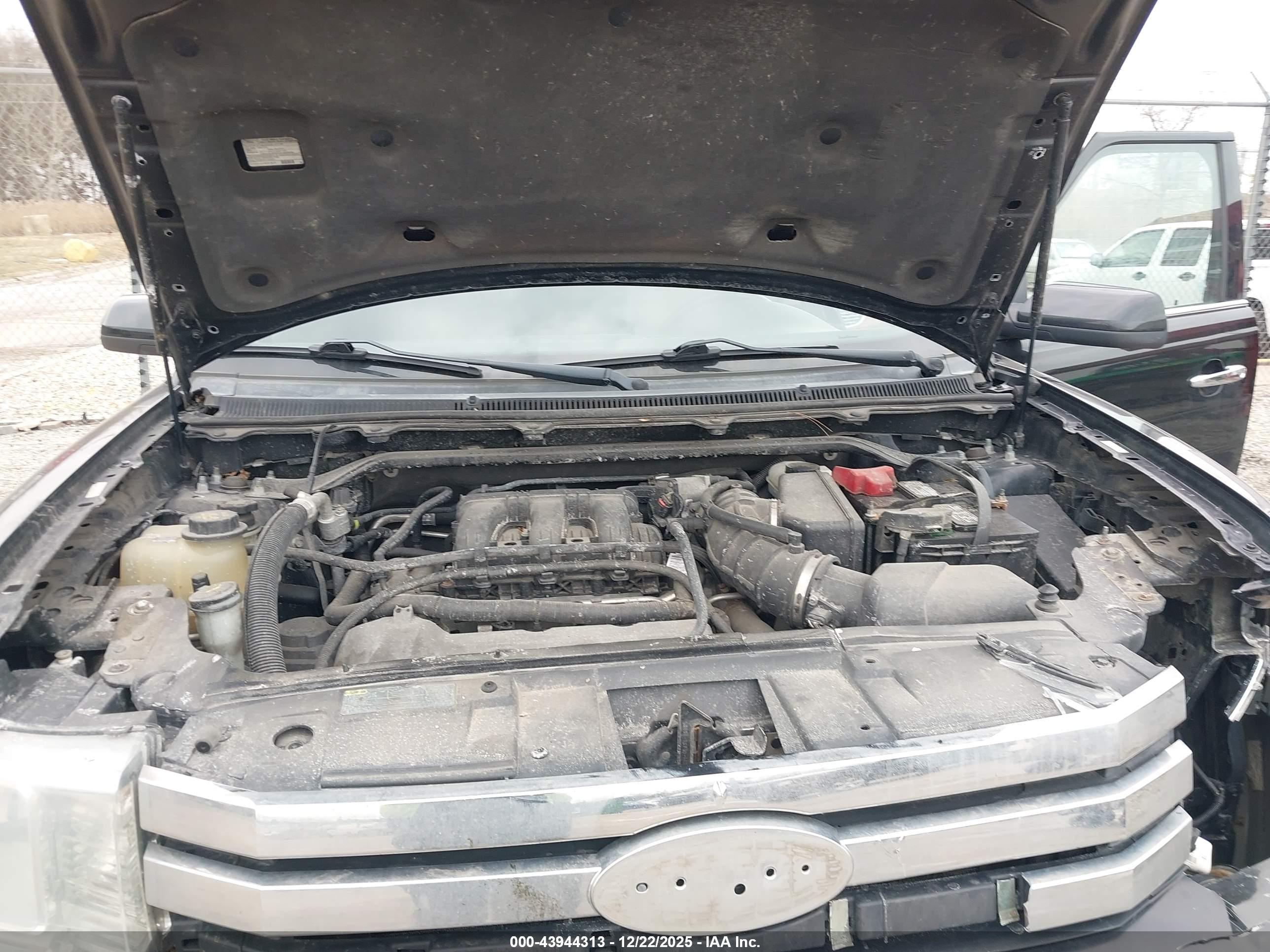 FORD FLEX image 10