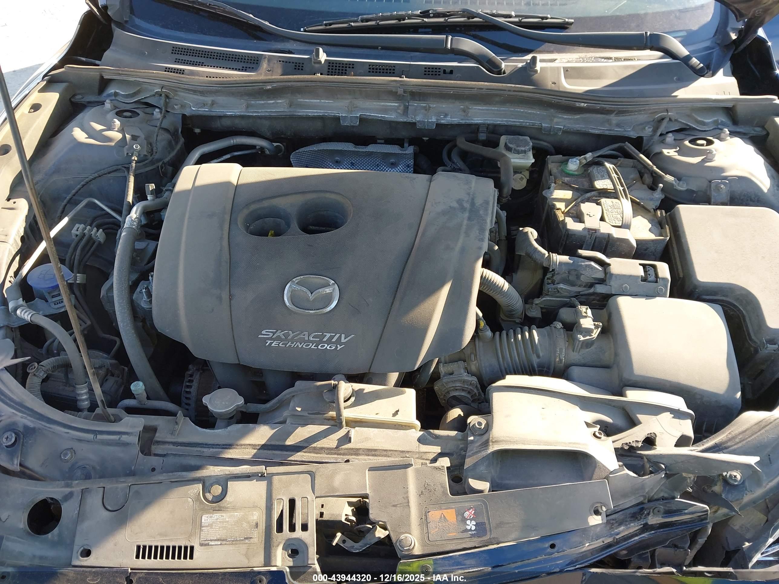 MAZDA MAZDA3 image 10