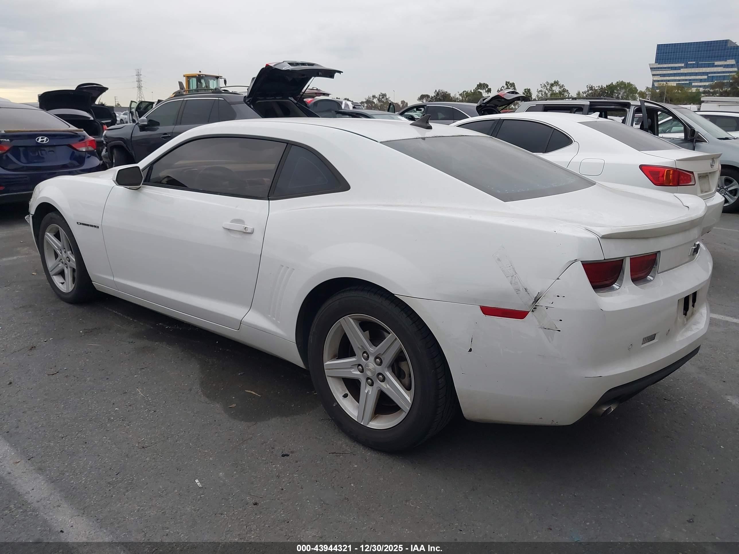 CHEVROLET CAMARO image 3