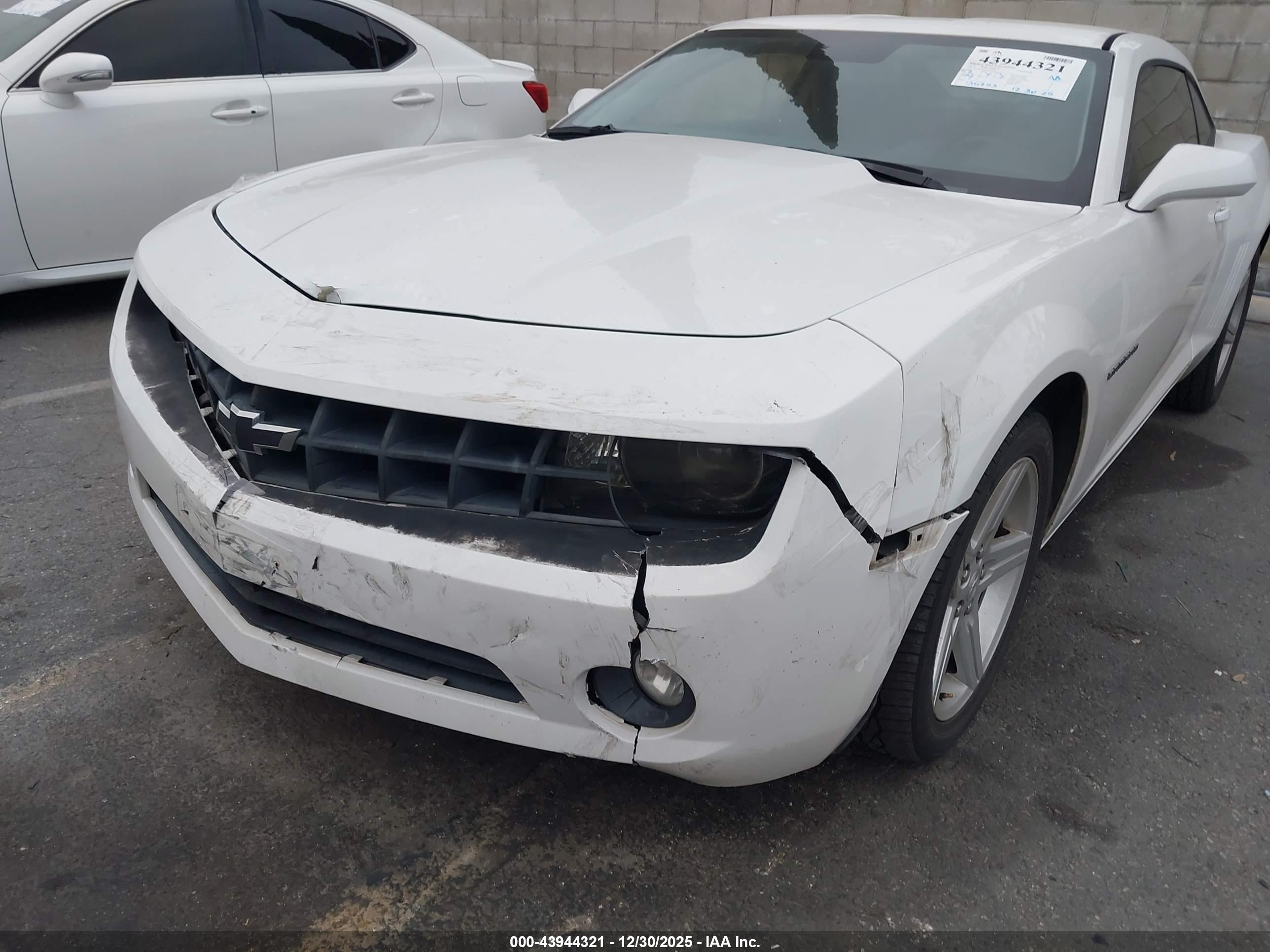 CHEVROLET CAMARO image 6