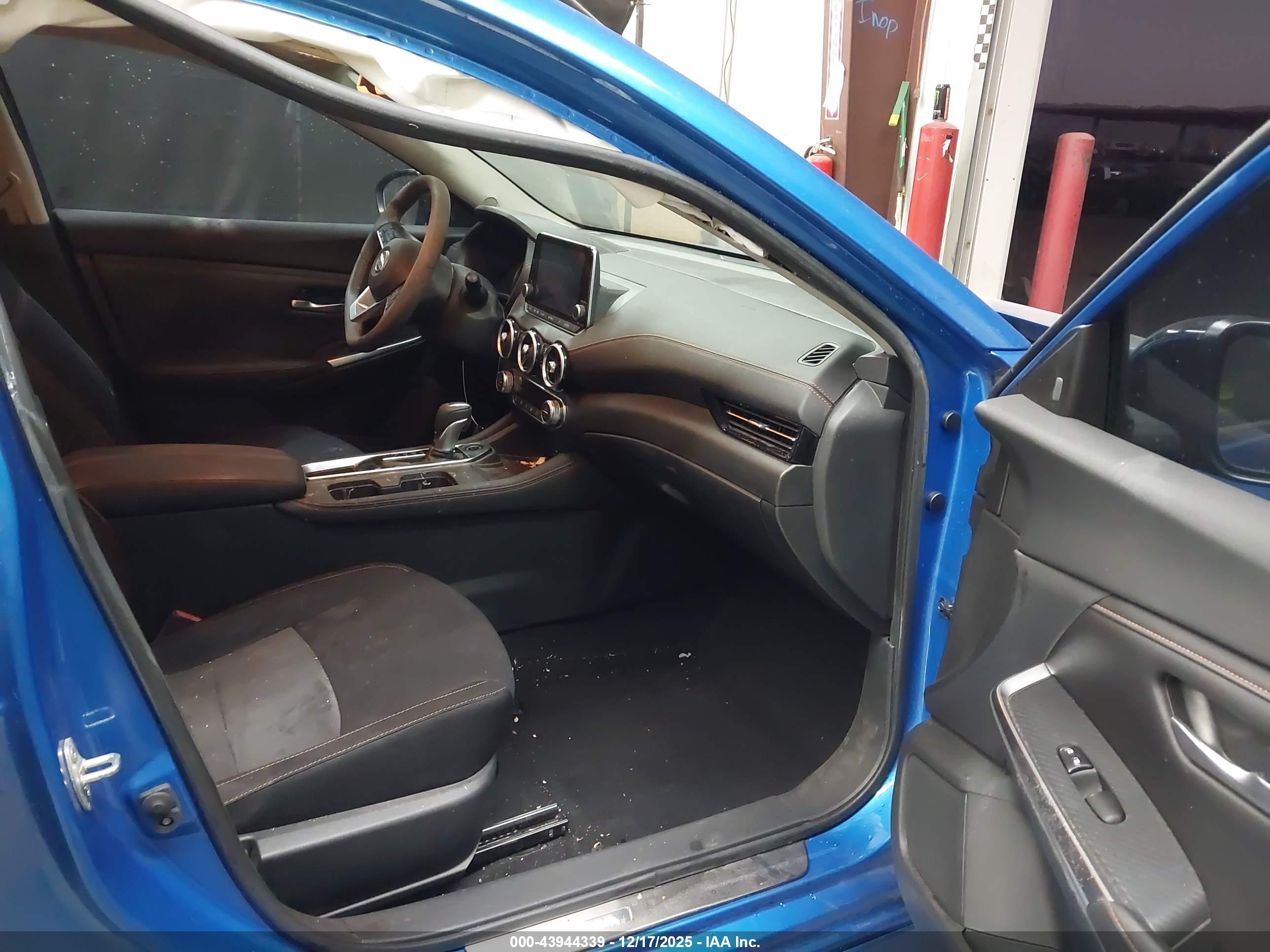 NISSAN SENTRA image 5