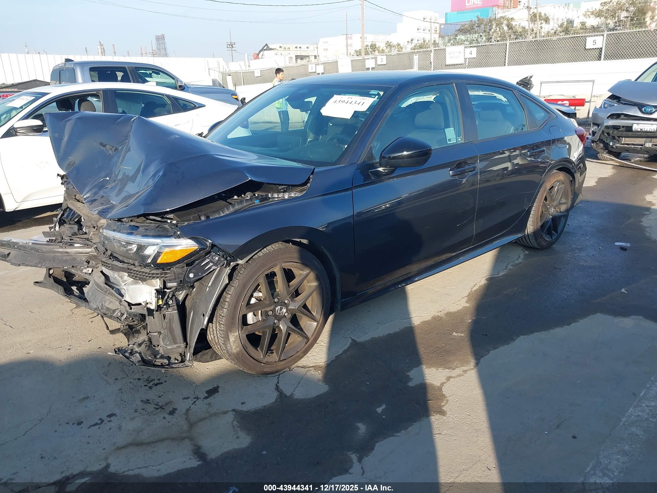 HONDA CIVIC image 2