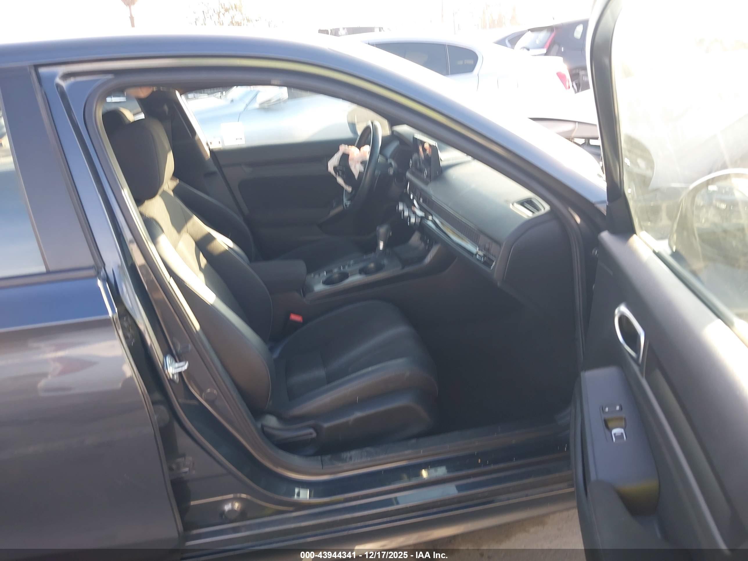 HONDA CIVIC image 5