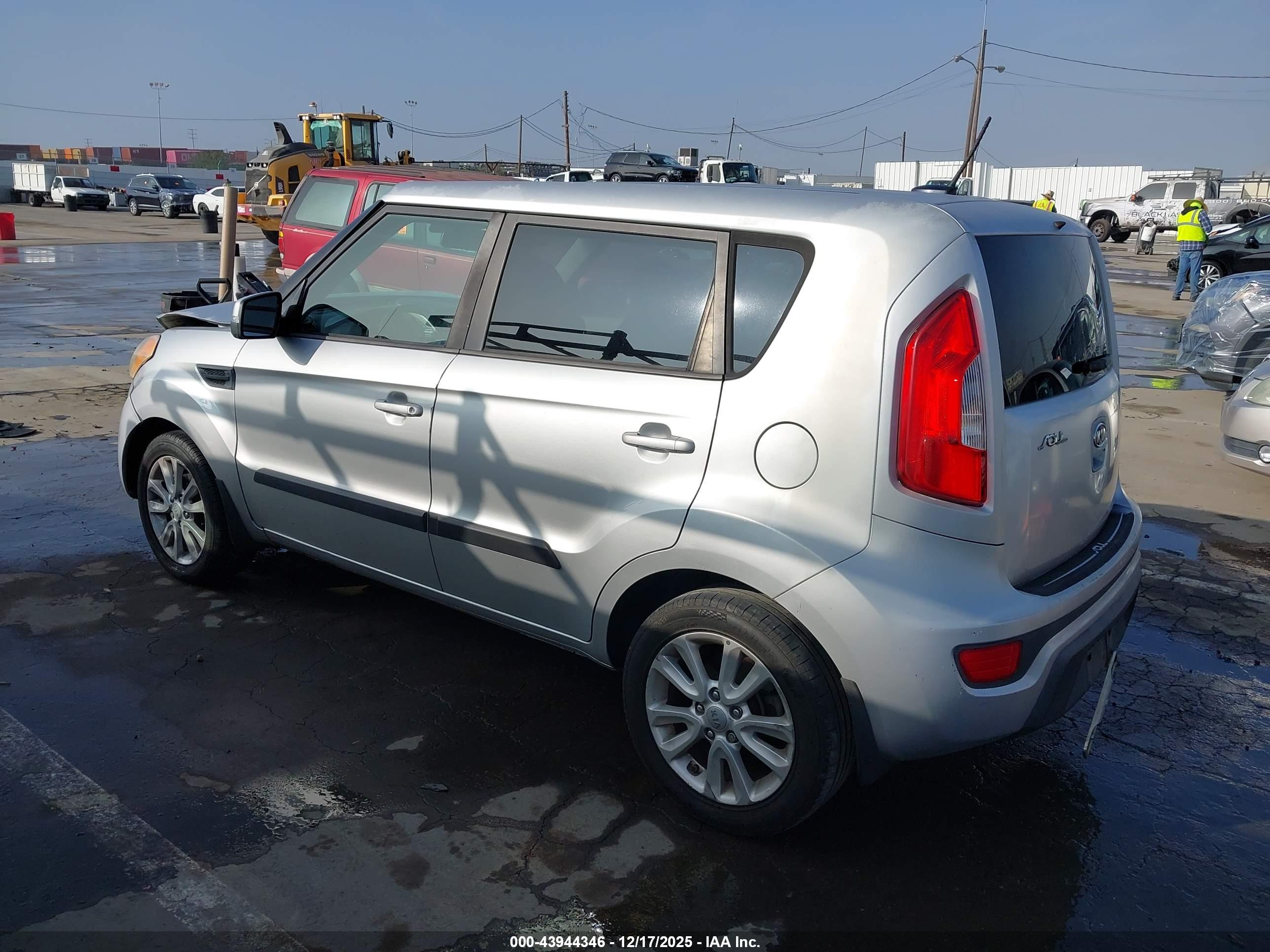 KIA SOUL image 3