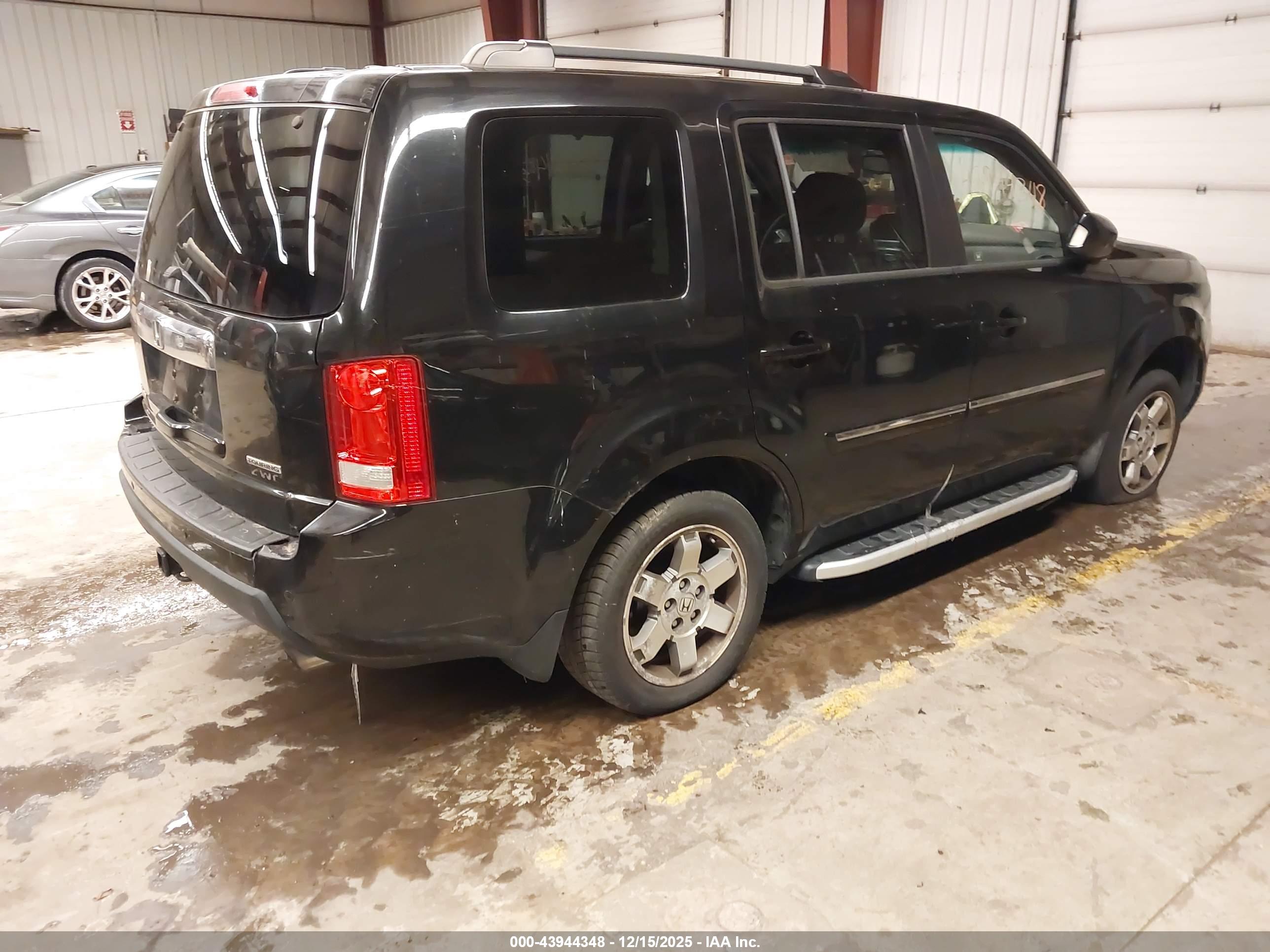 HONDA PILOT image 4