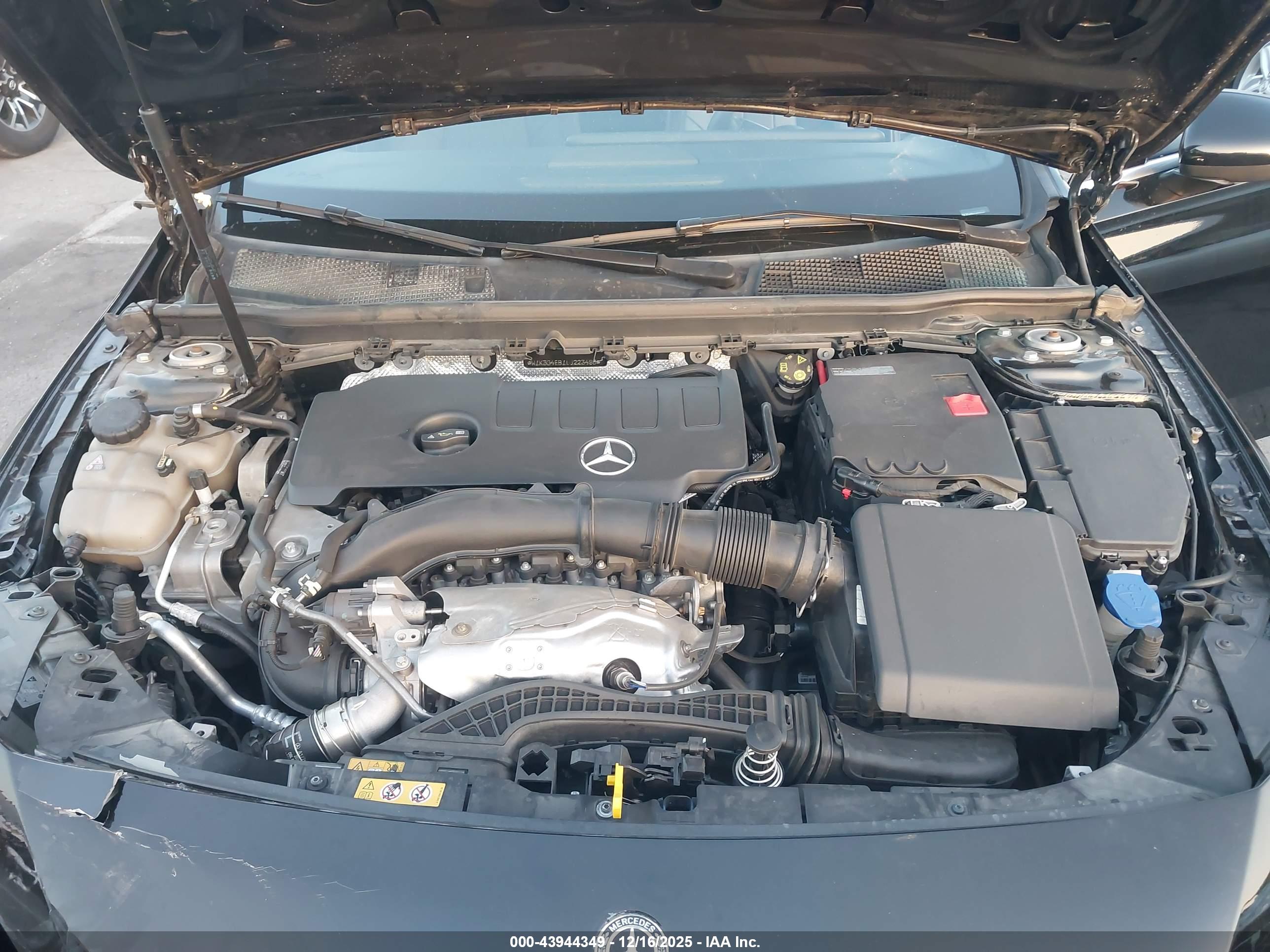 MERCEDES-BENZ A image 10