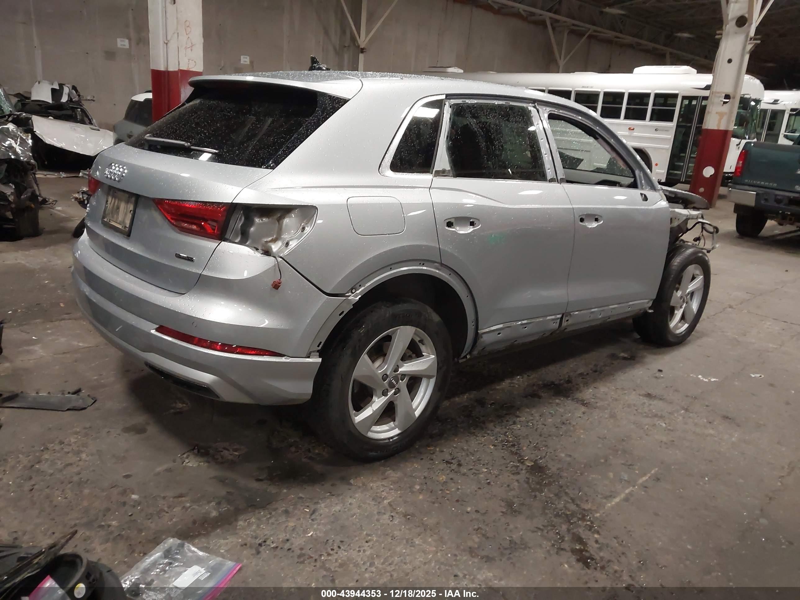 AUDI Q3 image 4