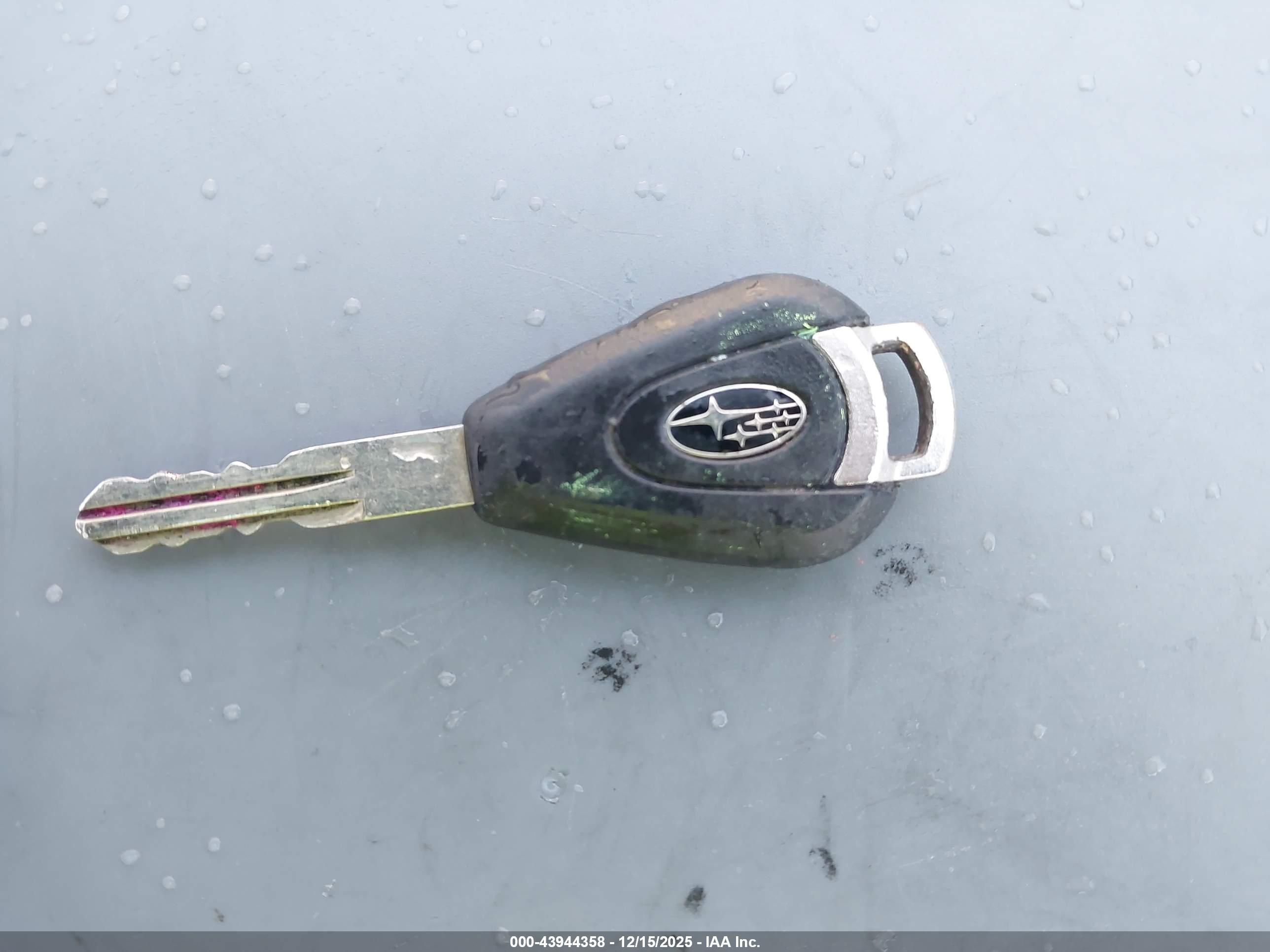 SUBARU B9 image 11