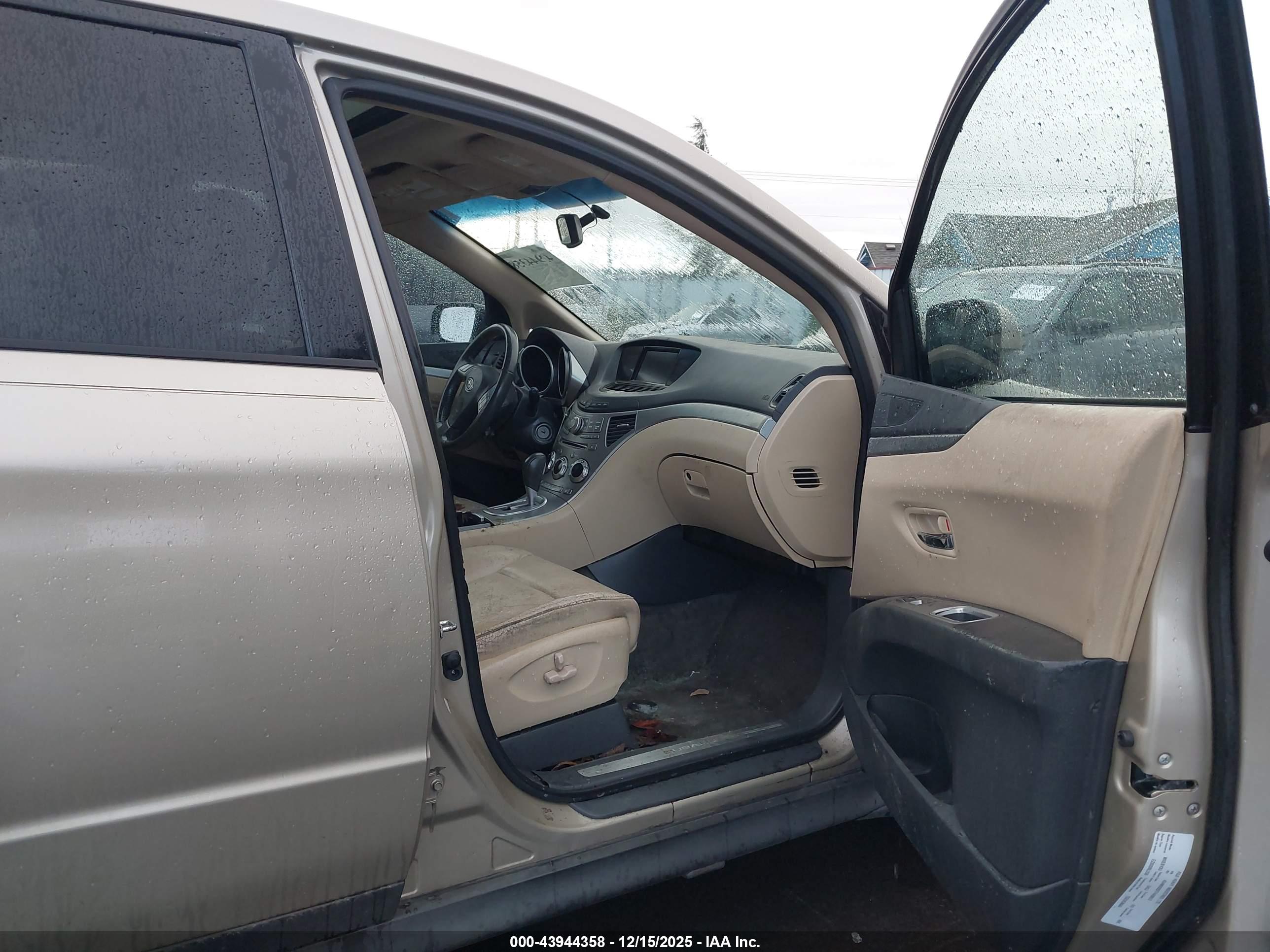 SUBARU B9 image 5