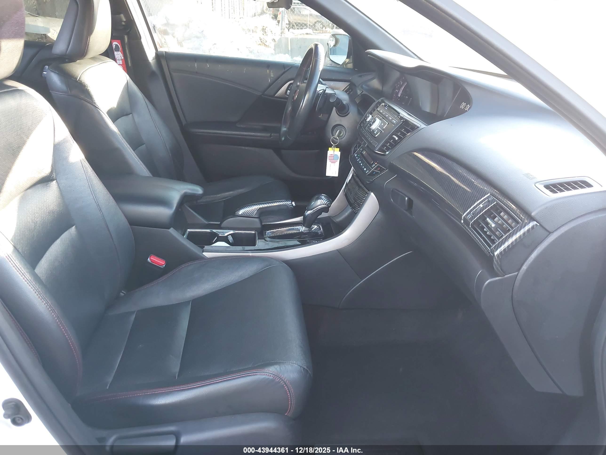 HONDA ACCORD image 5
