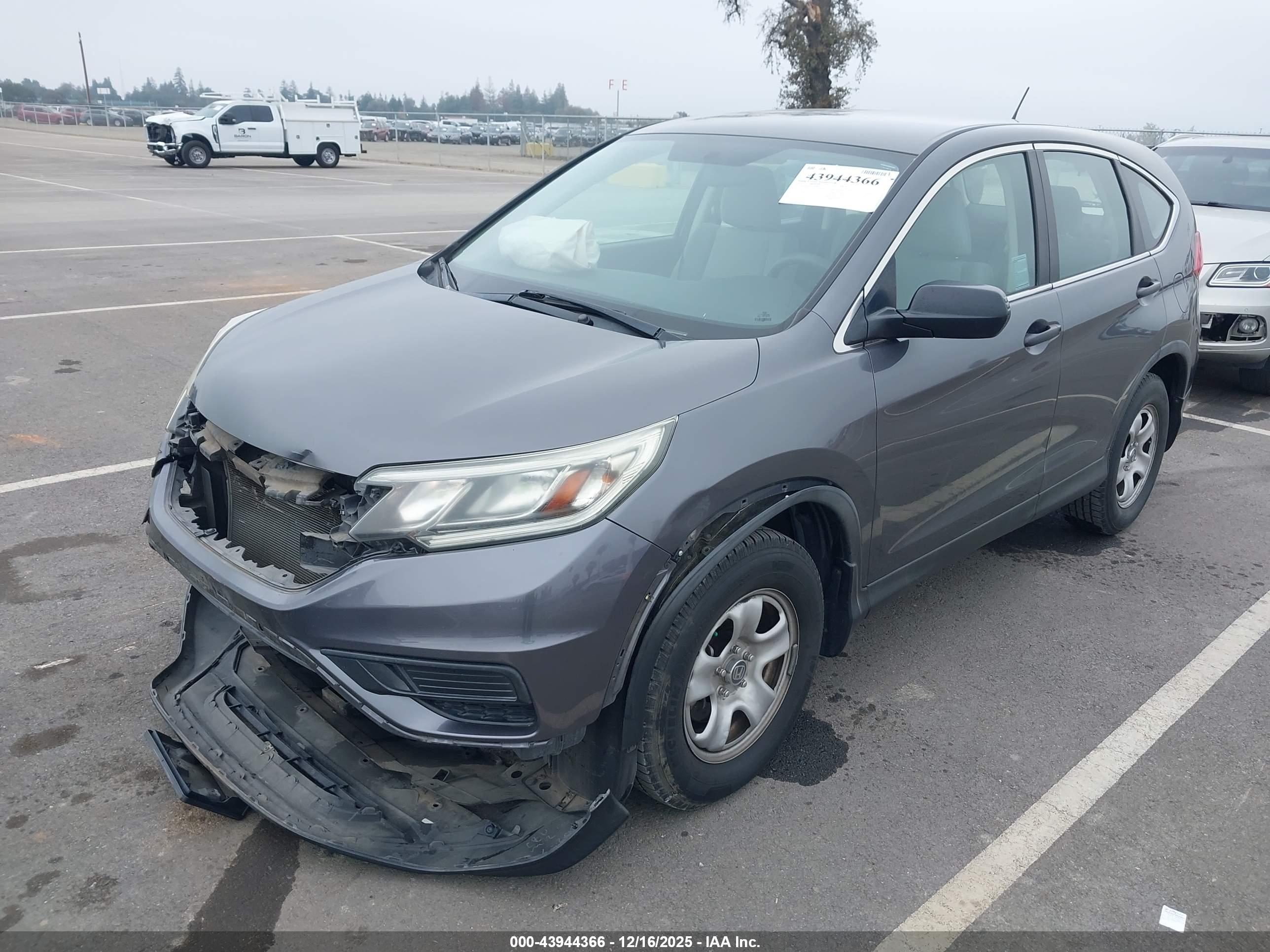 HONDA CR-V image 2