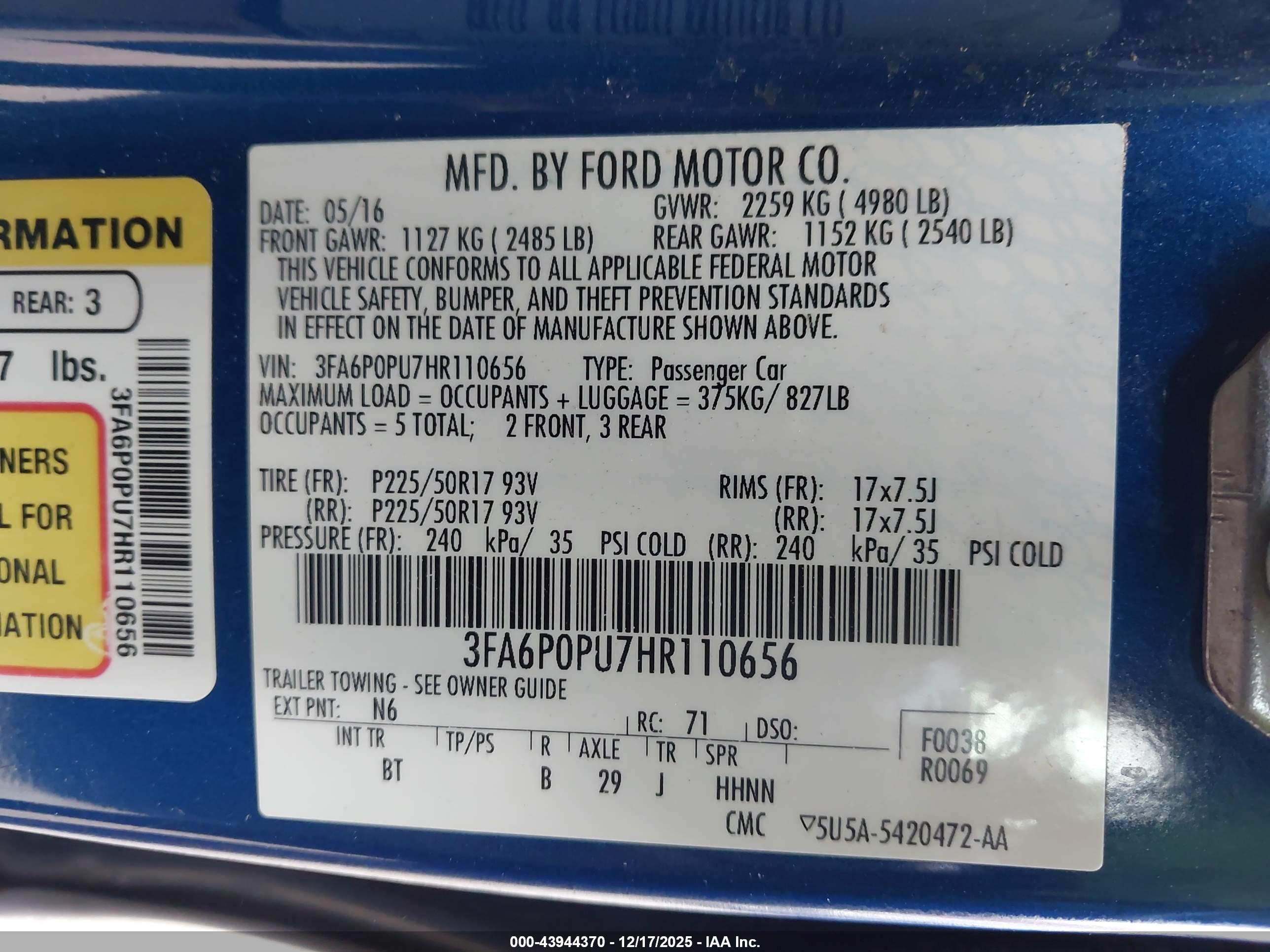 FORD FUSION image 9