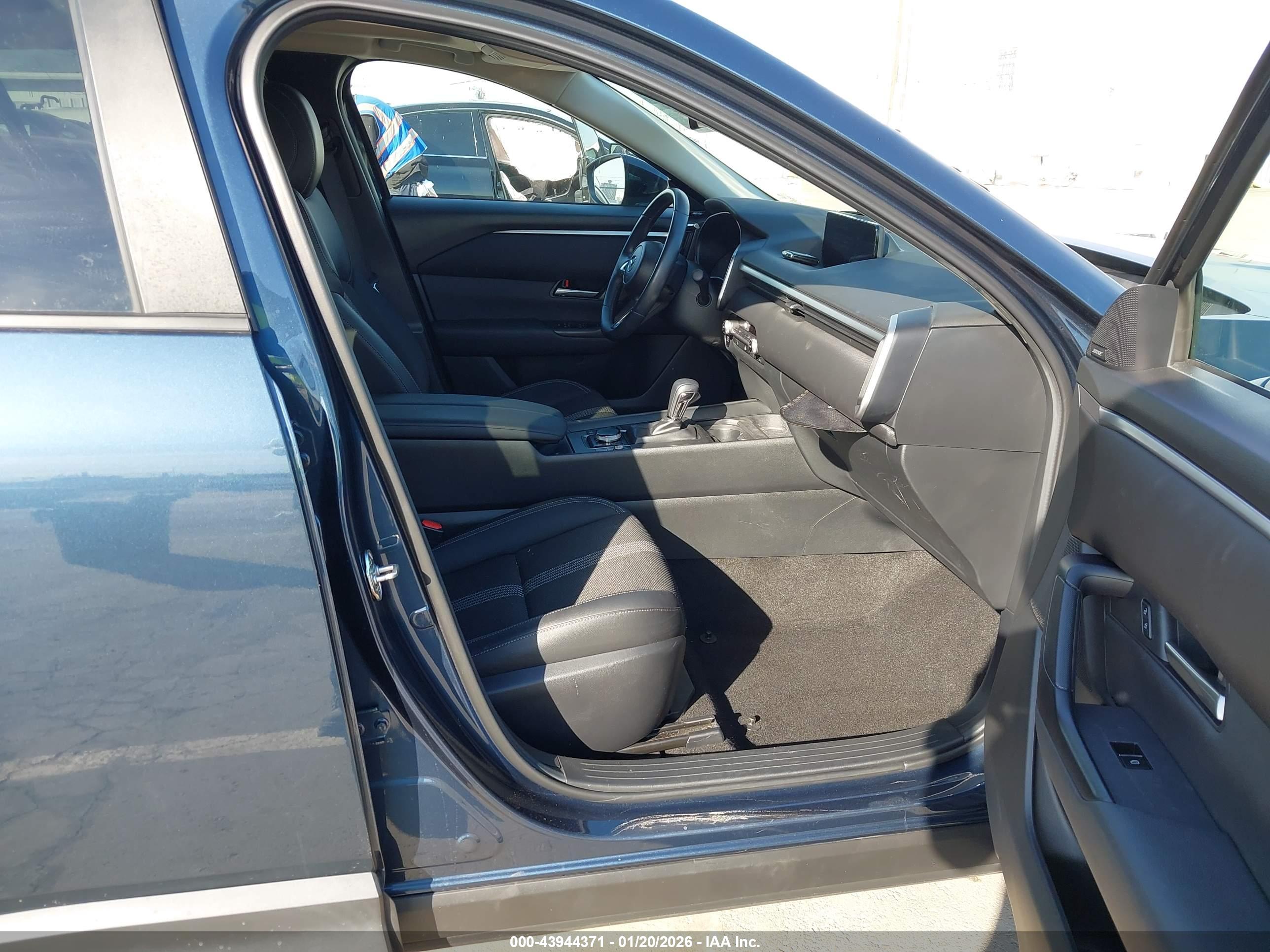 MAZDA CX-50 image 5