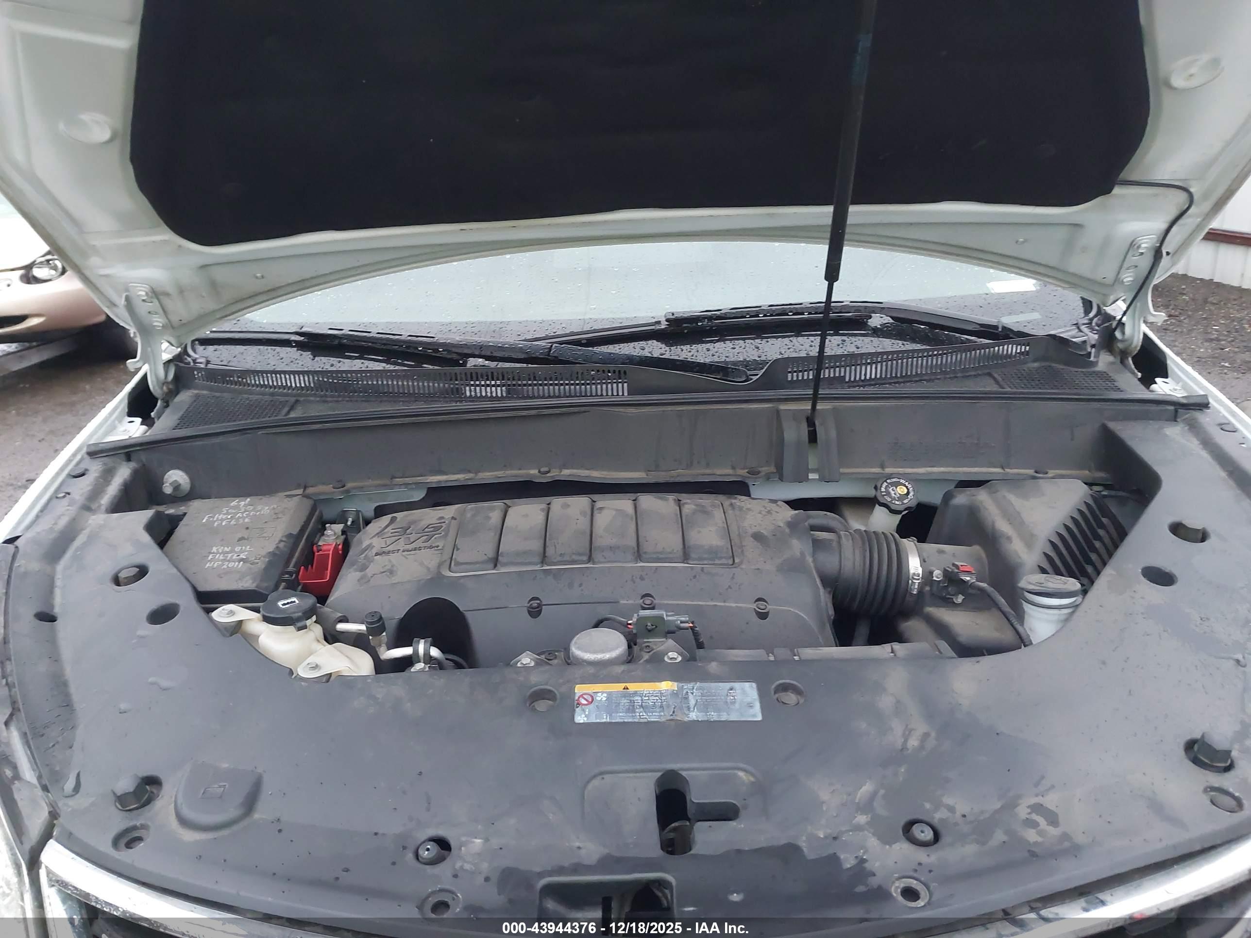CHEVROLET TRAVERSE image 10