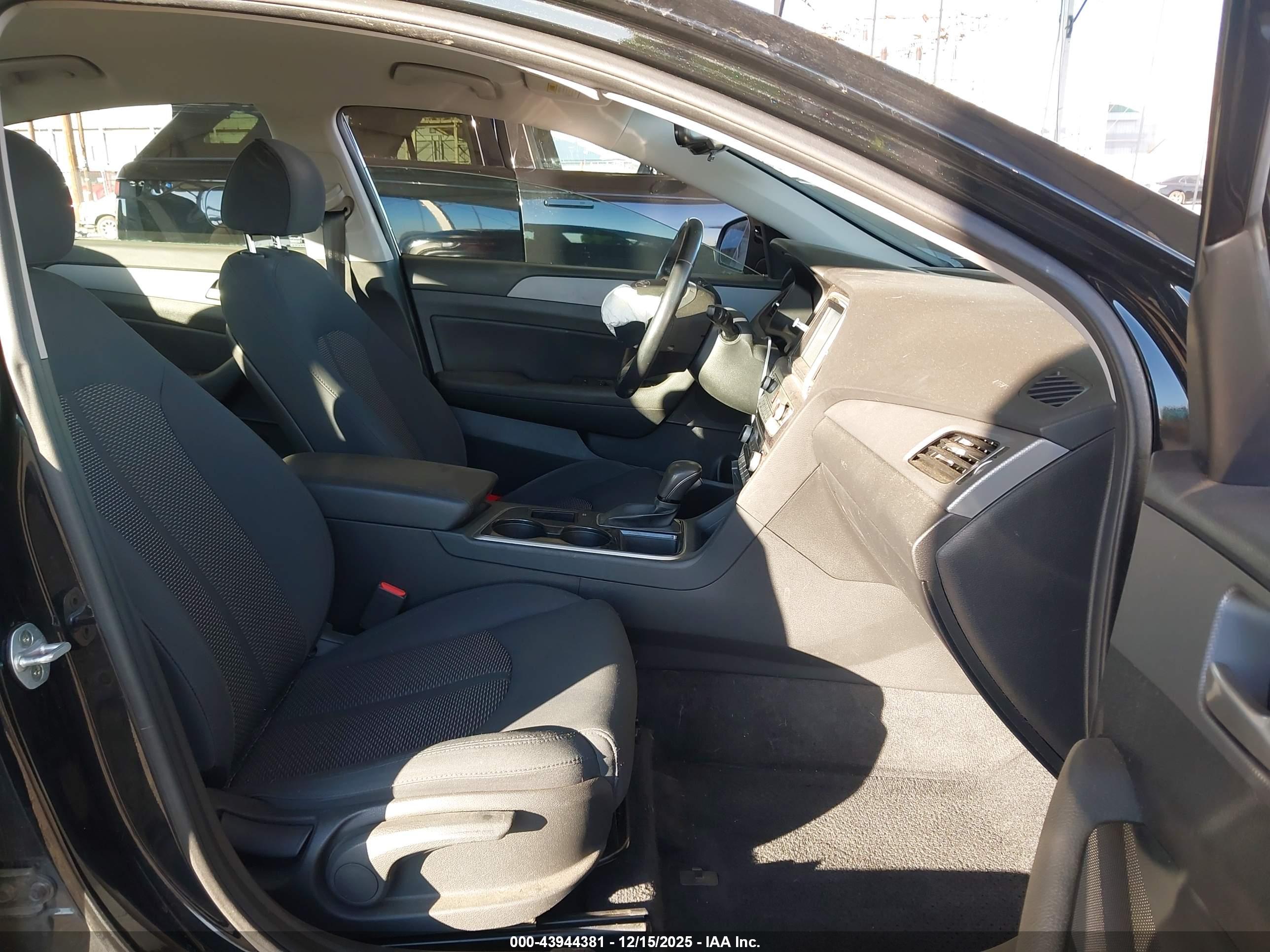 HYUNDAI SONATA image 5